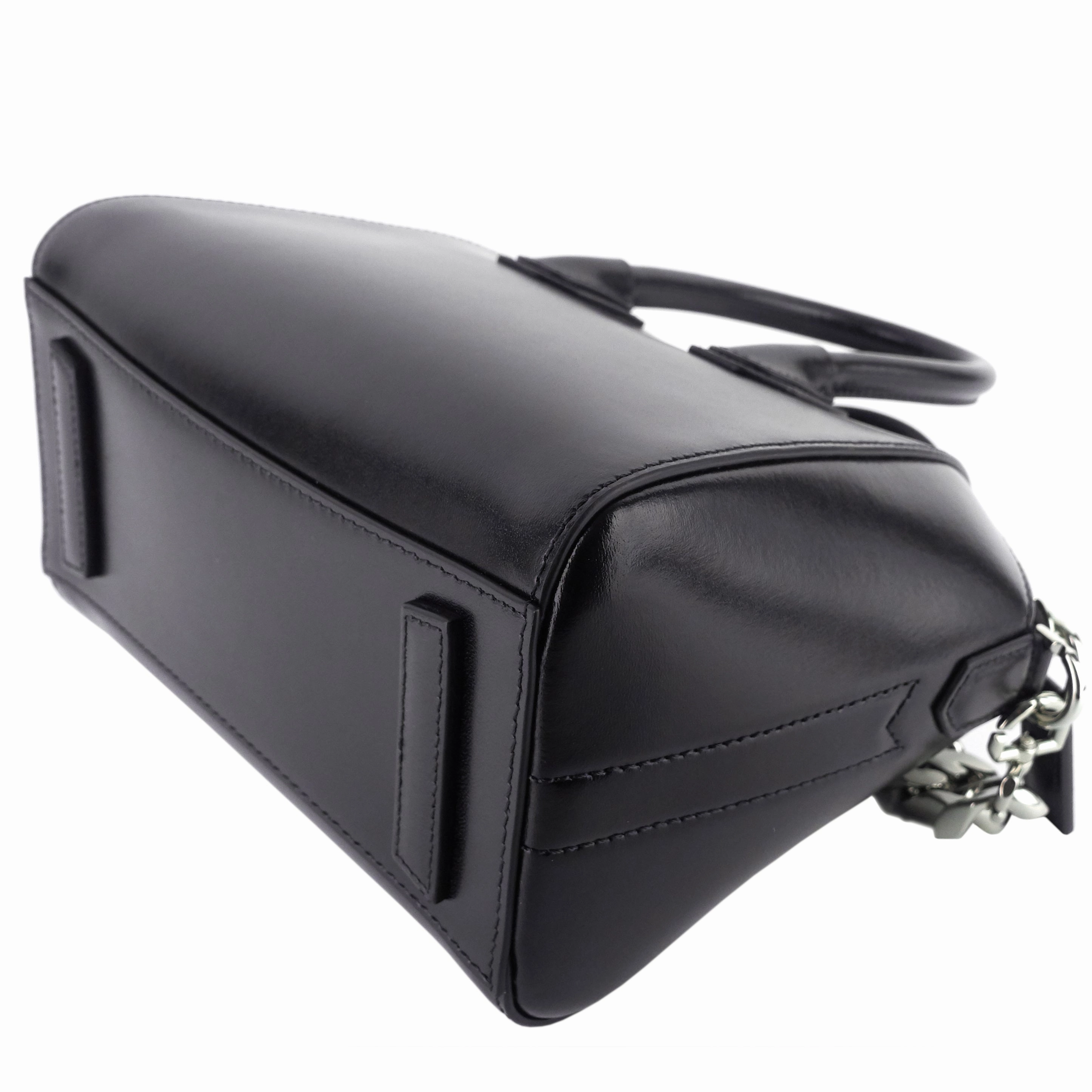 Antigona G Chain Mini Calfskin Leather Bag