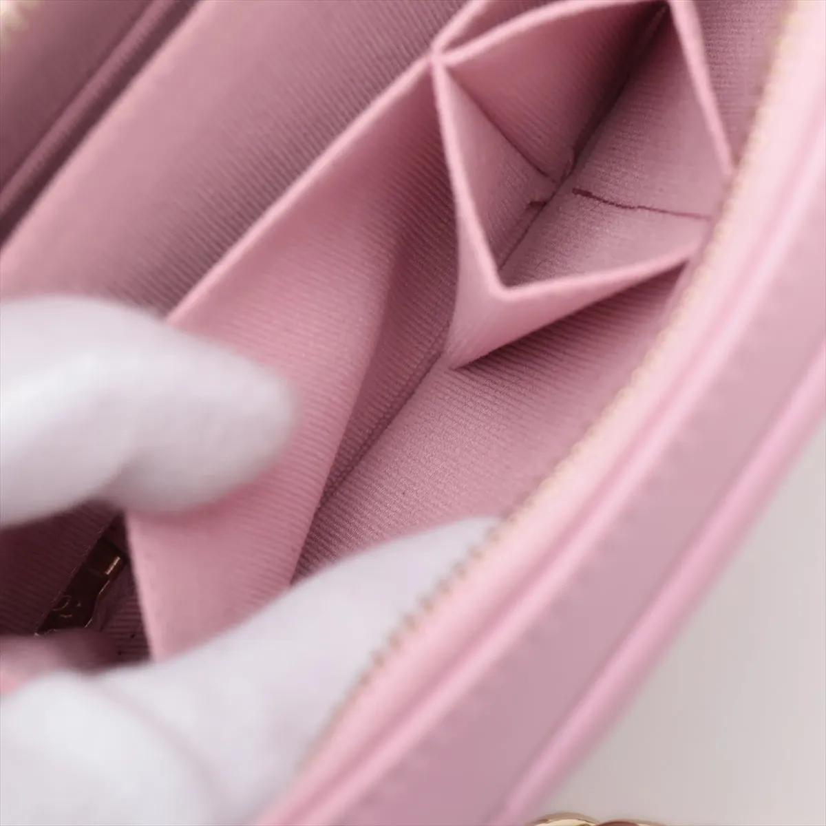 Chanel 19  Chain Shoulder Bag Pink G x Silver Gold AP2728