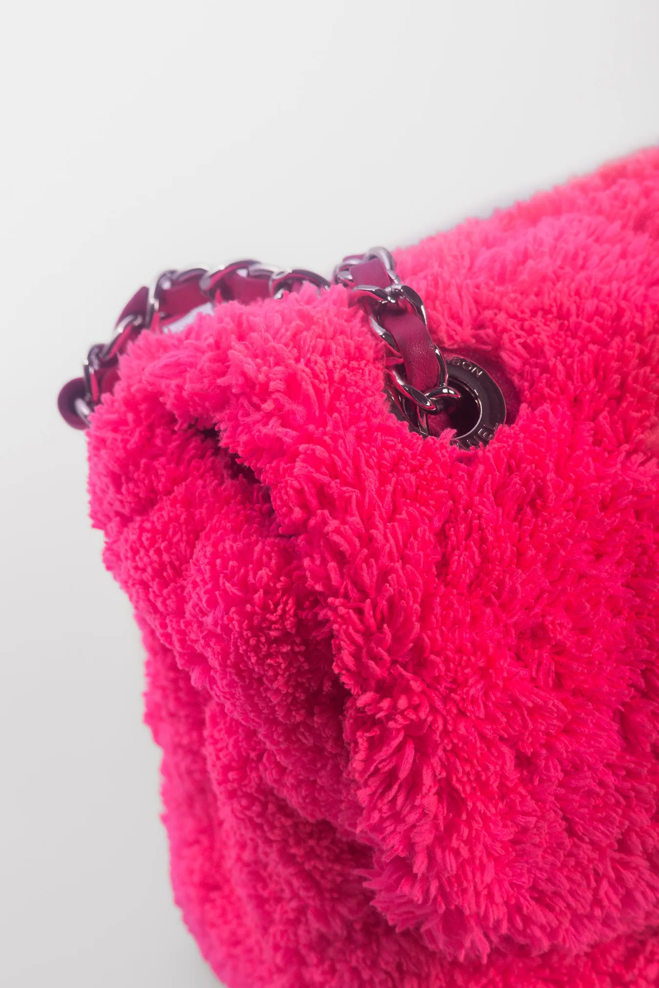 CHANEL - BAG COCO BEACH MEDIUM QUILTED FLAP FUCHSIA TERRY CLOTH TIMELESS