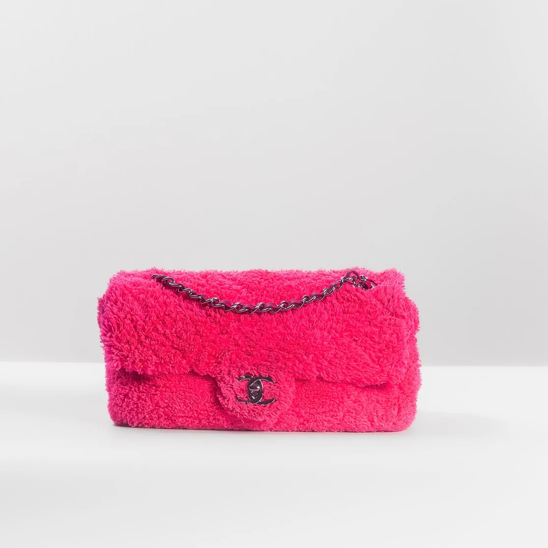 CHANEL - BAG COCO BEACH MEDIUM QUILTED FLAP FUCHSIA TERRY CLOTH TIMELESS