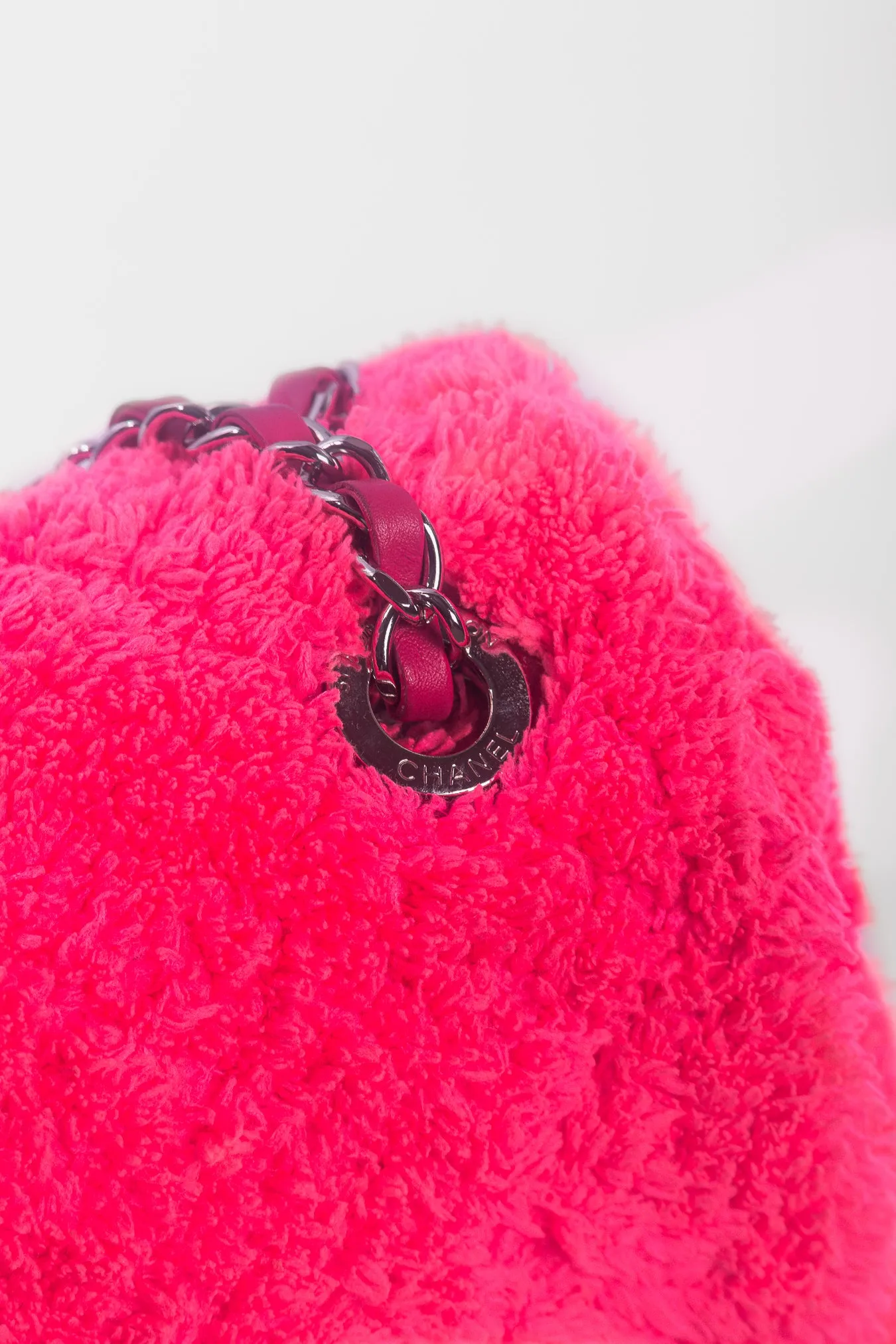 CHANEL - BAG COCO BEACH MEDIUM QUILTED FLAP FUCHSIA TERRY CLOTH TIMELESS