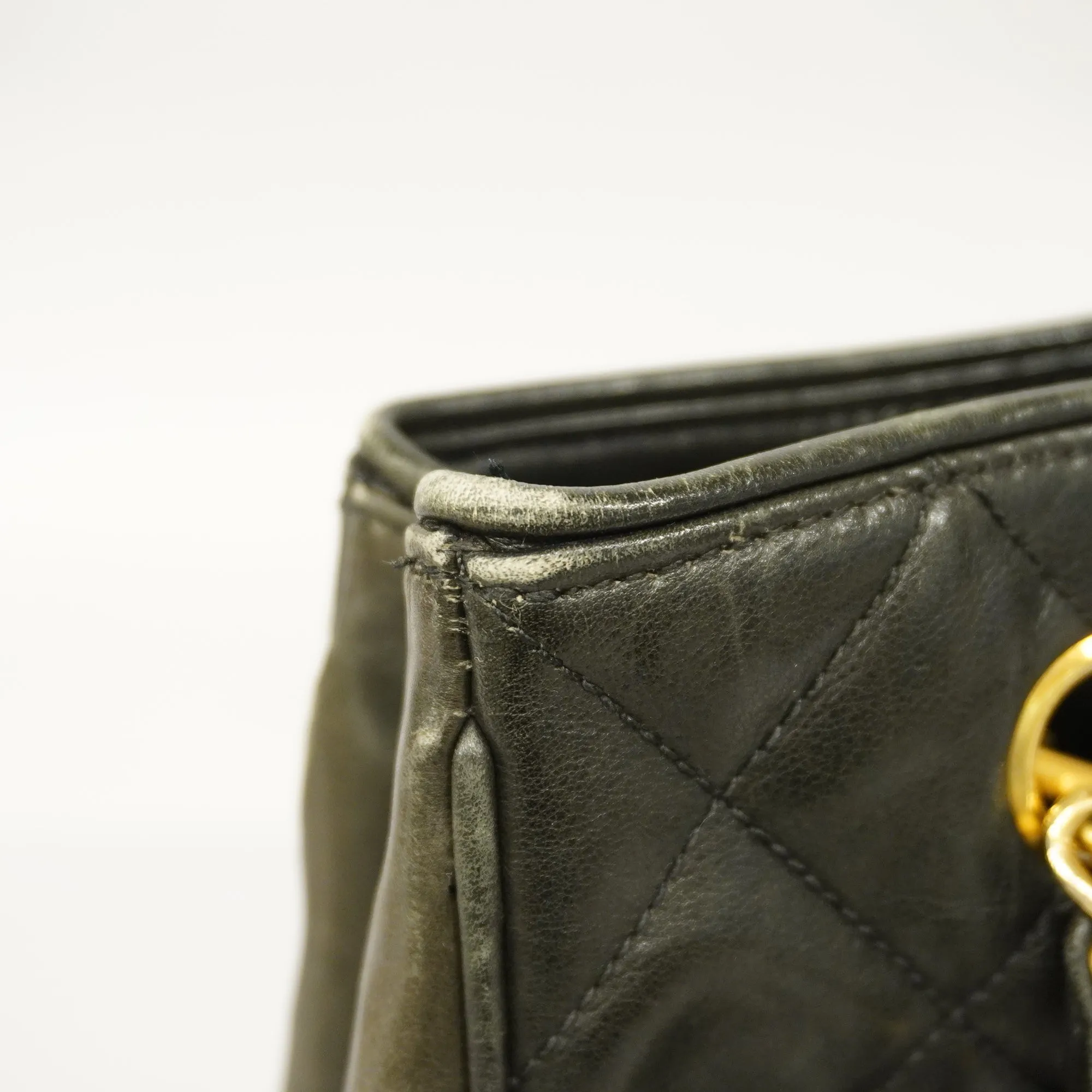 CHANEL   Matelasse Chain Shoulder Women's Leather Shoulder Bag Black