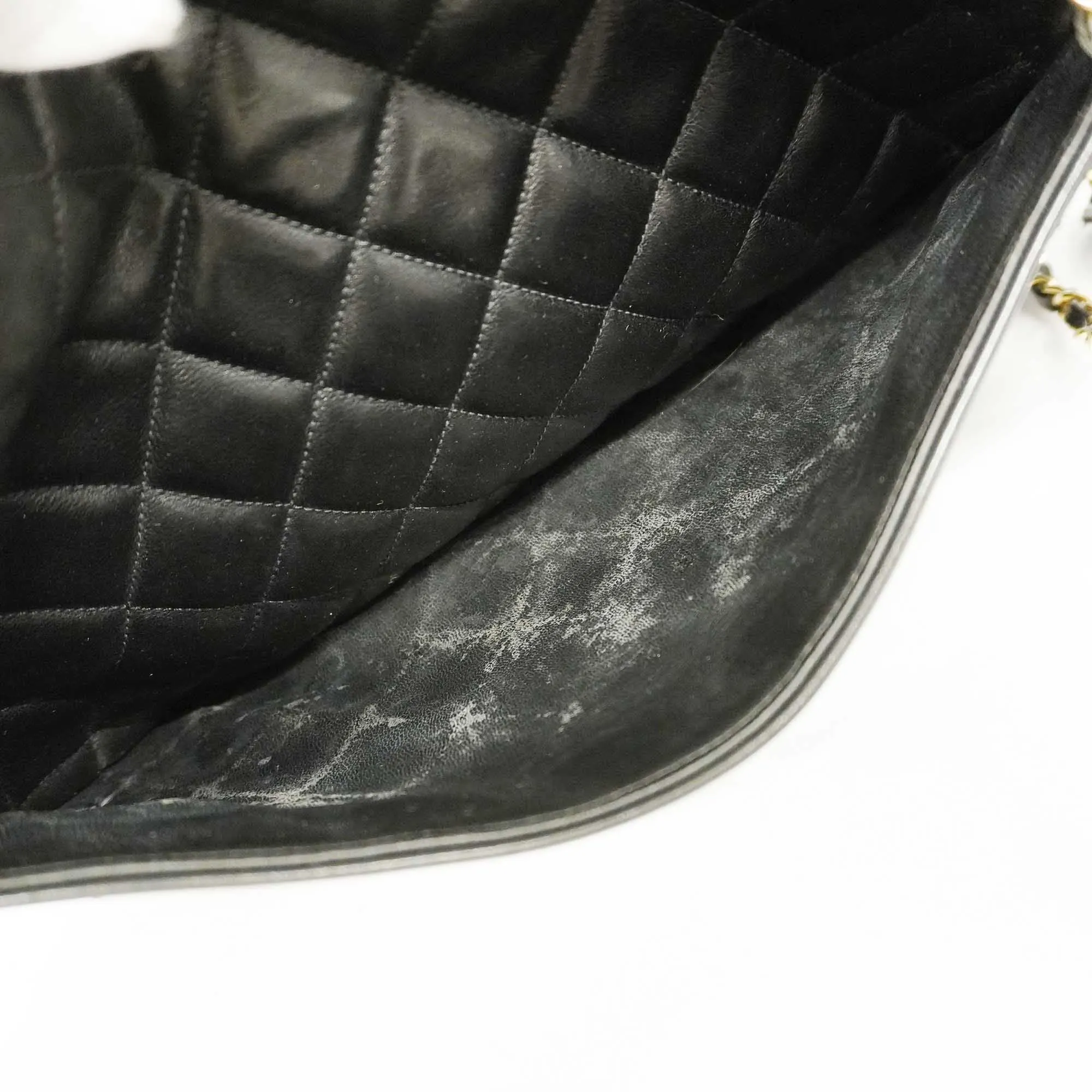 CHANEL   Matelasse Chain Shoulder Women's Leather Shoulder Bag Black