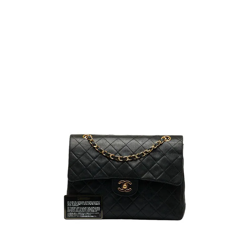 Chanel Medium Classic Matelasse Double Flap Shoulder Bag Leather Shoulder Bag in Good condition