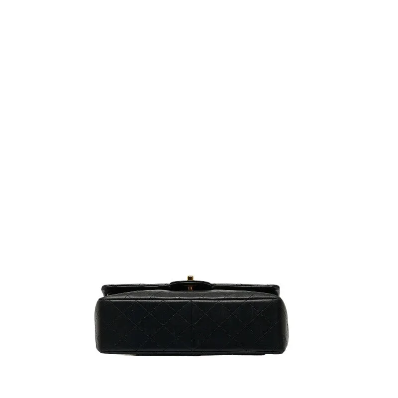 Chanel Medium Classic Matelasse Double Flap Shoulder Bag Leather Shoulder Bag in Good condition
