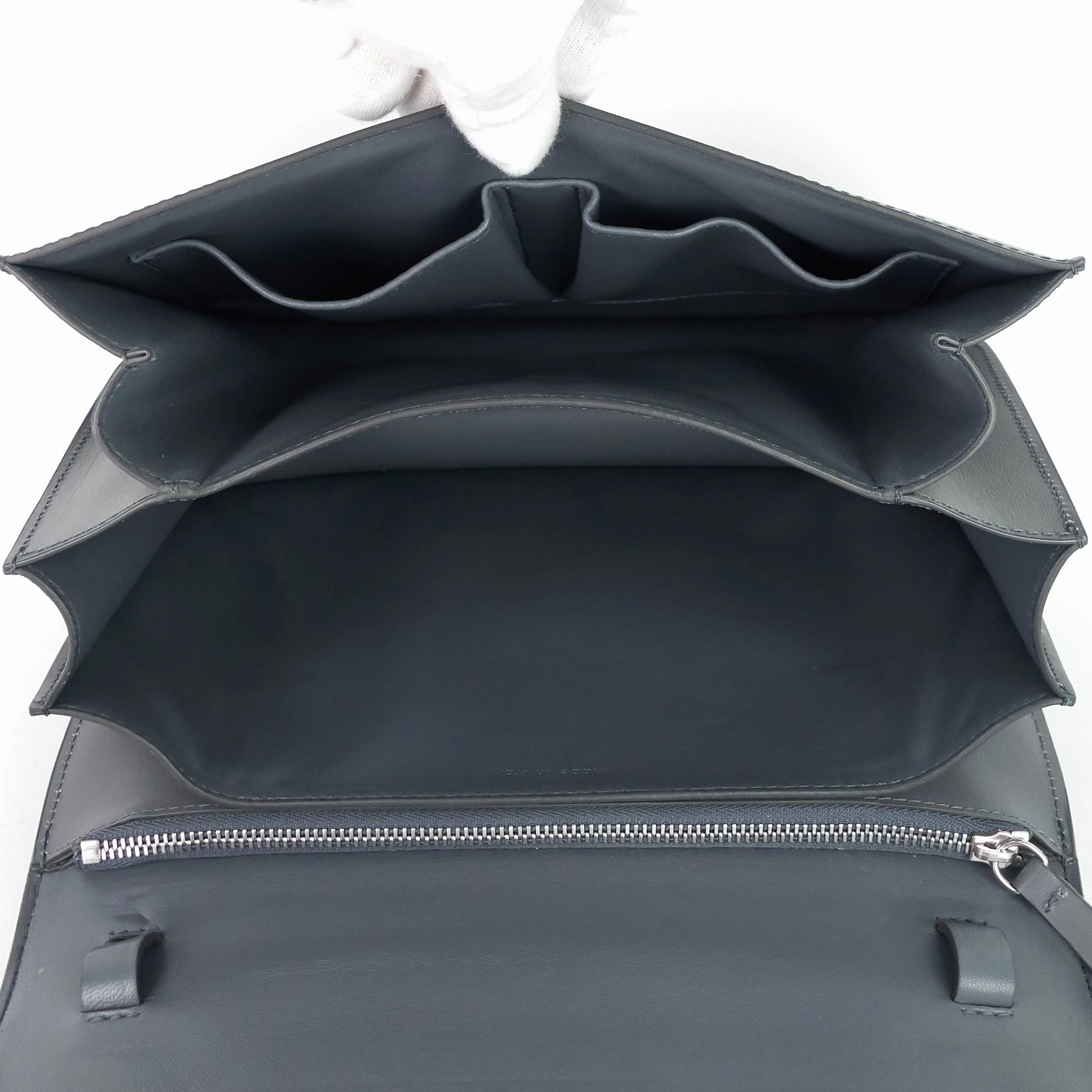 Classic Box Flap Medium Calf Leather Bag