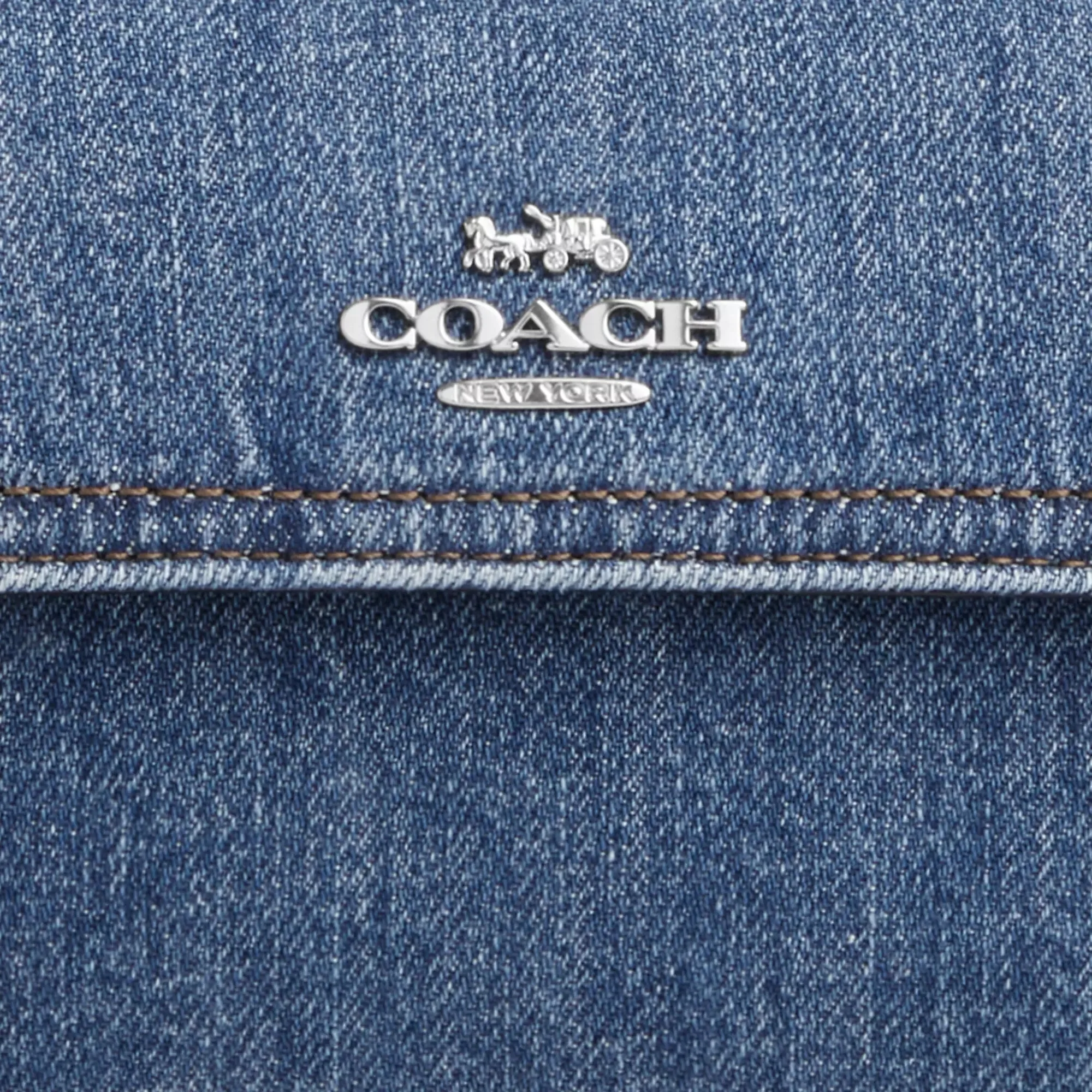 Coach Outlet Hailey Flap Bag