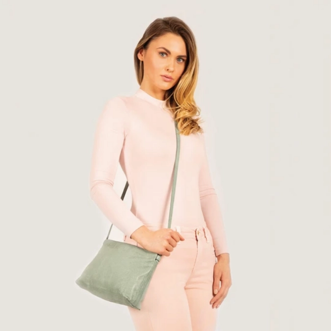 COBB & CO Derby Leather Crossbody