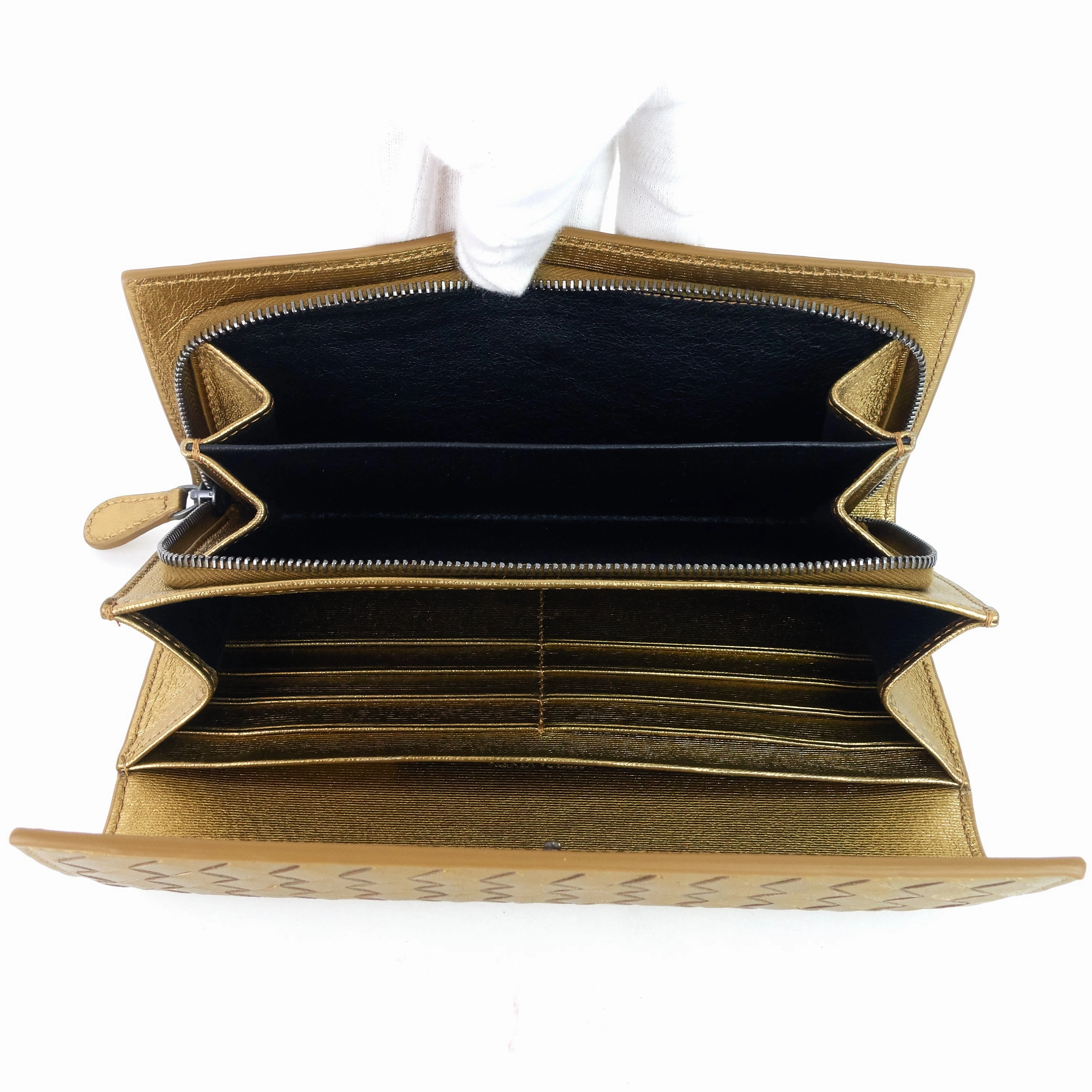 Continental Intrecciato Nappa Leather Wallet