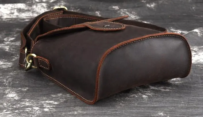 Cool Vintage Brown Leather Mens Tablet Messenger Bag Small Side Bag Messenger Bags For Men