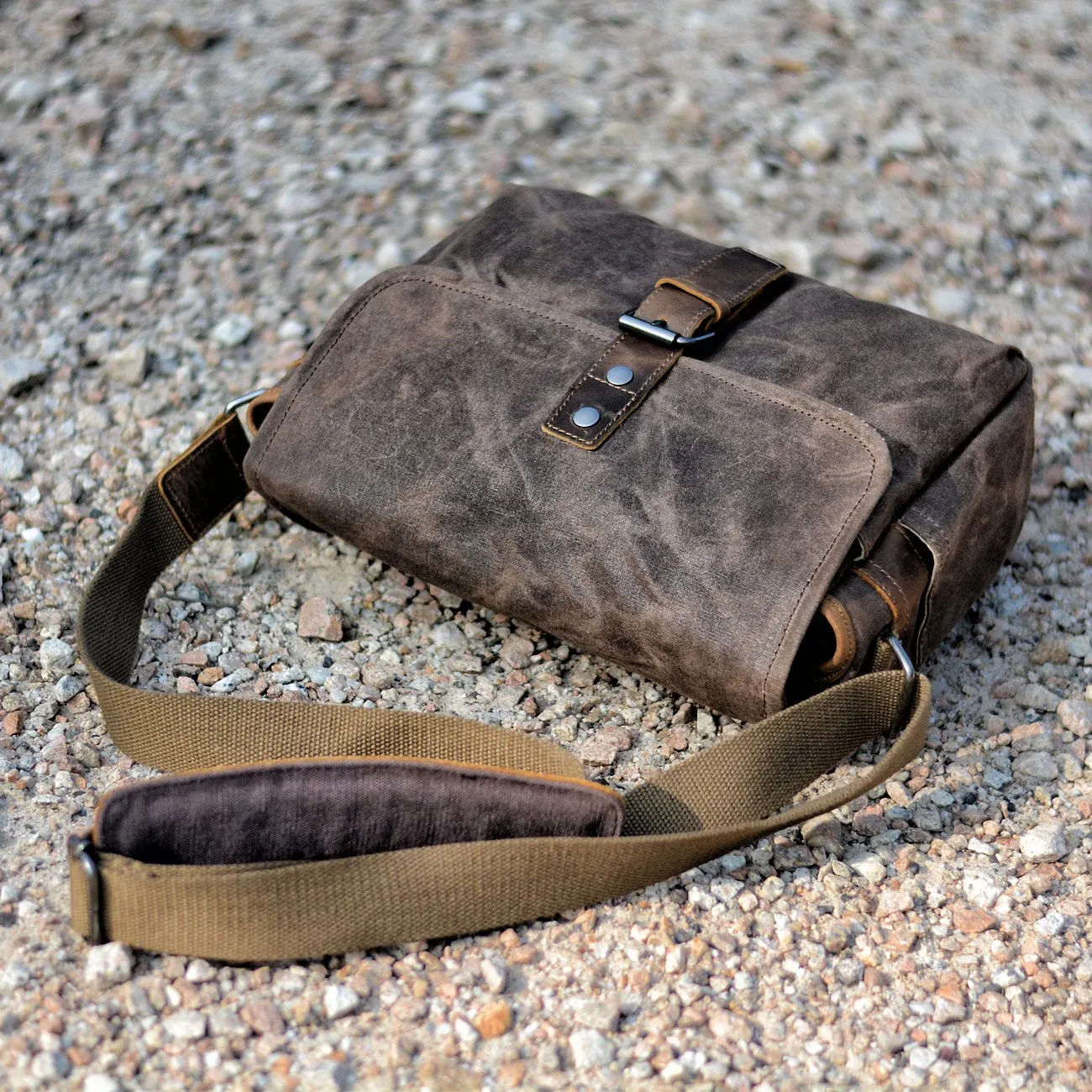 Cool Waxed Canvas Leather Mens Casual Waterproof Messenger Bag Camera Bag Side Bag For Men