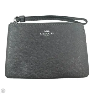 Corner Zip Wristlet Designer By Coach, Size: Small