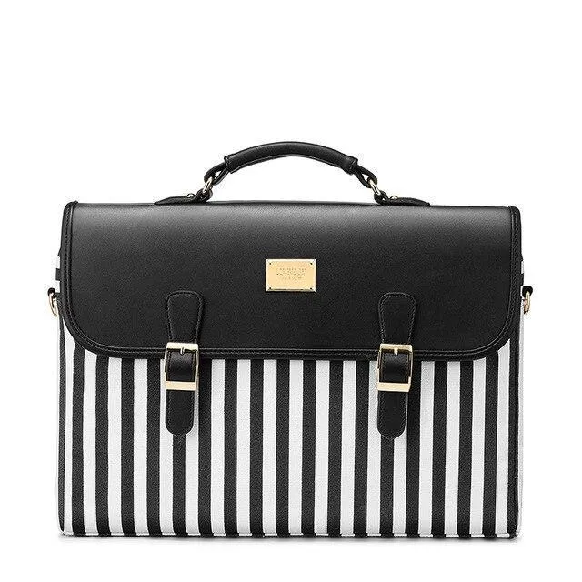Gentle ladies messenger bag