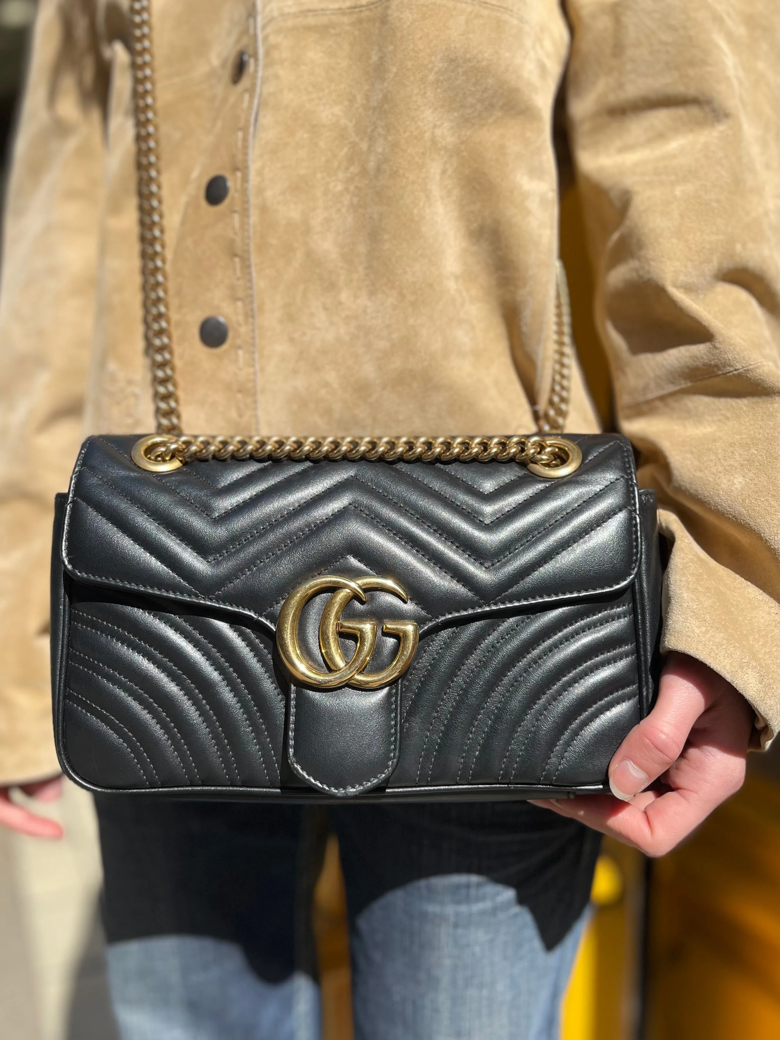 Gucci Black Matellese Leather GG Marmont Crossbody