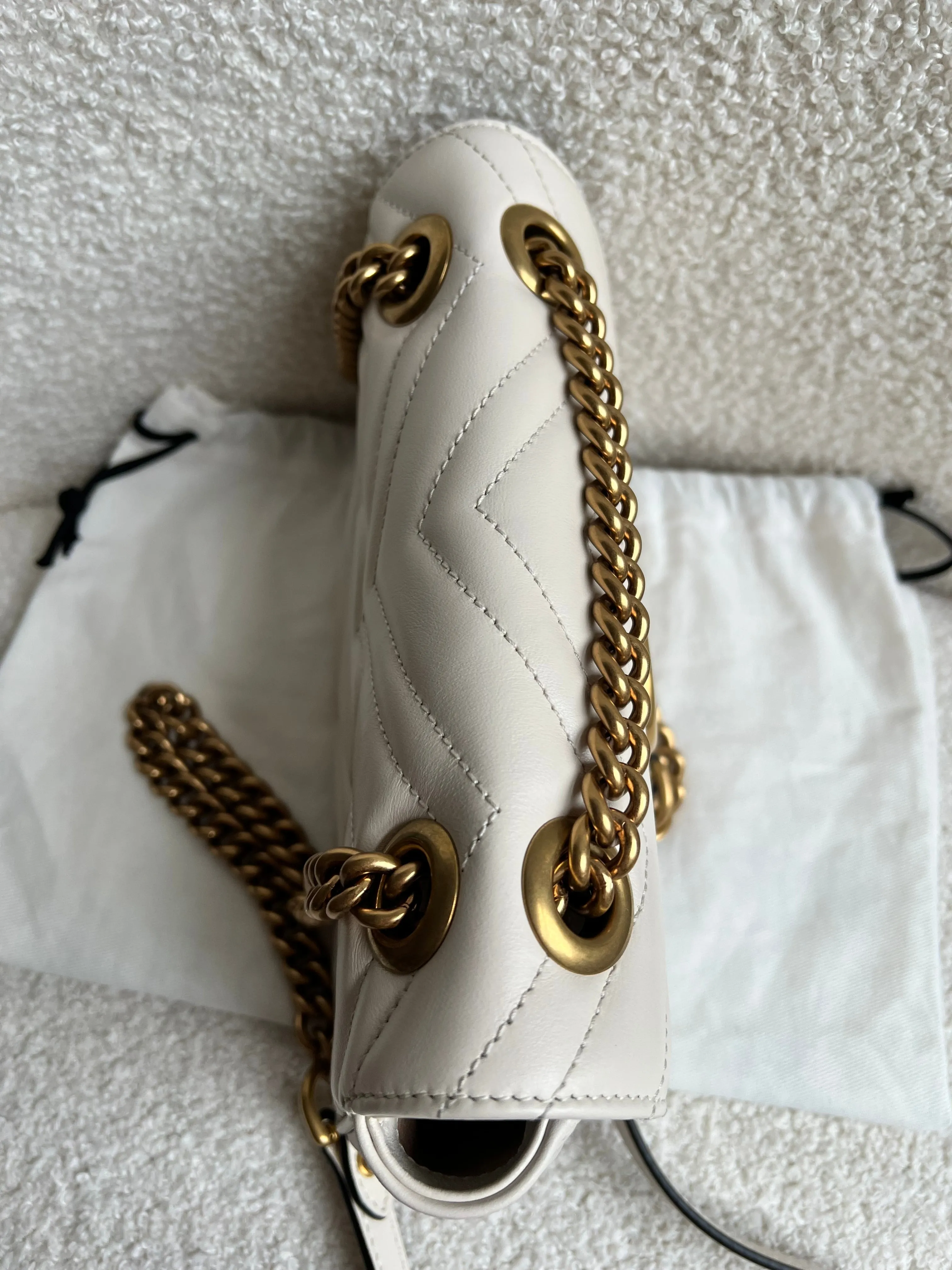 Gucci GG White Marmont Mini Shoulder Bag (RRP ??1,890)
