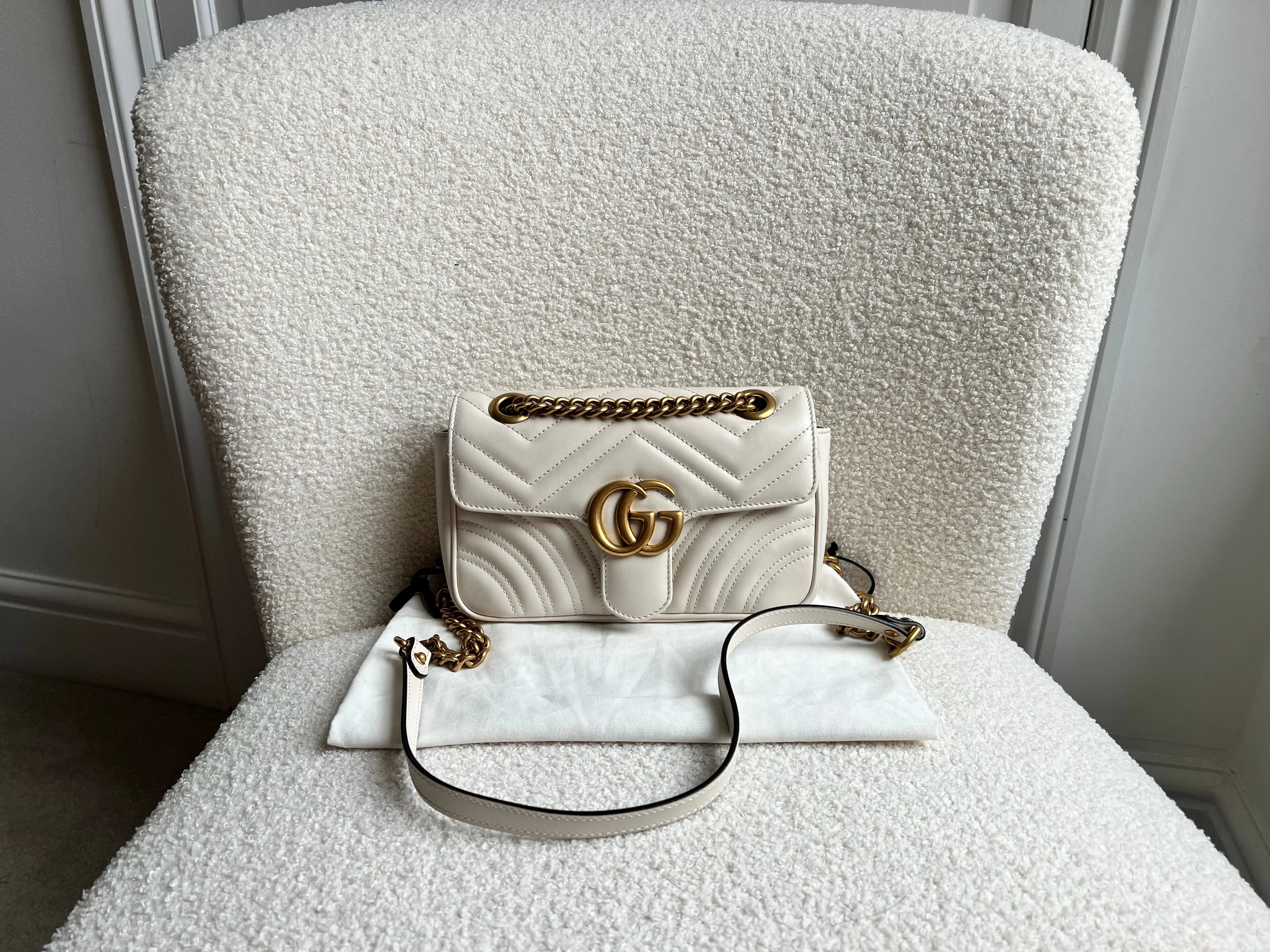 Gucci GG White Marmont Mini Shoulder Bag (RRP ??1,890)