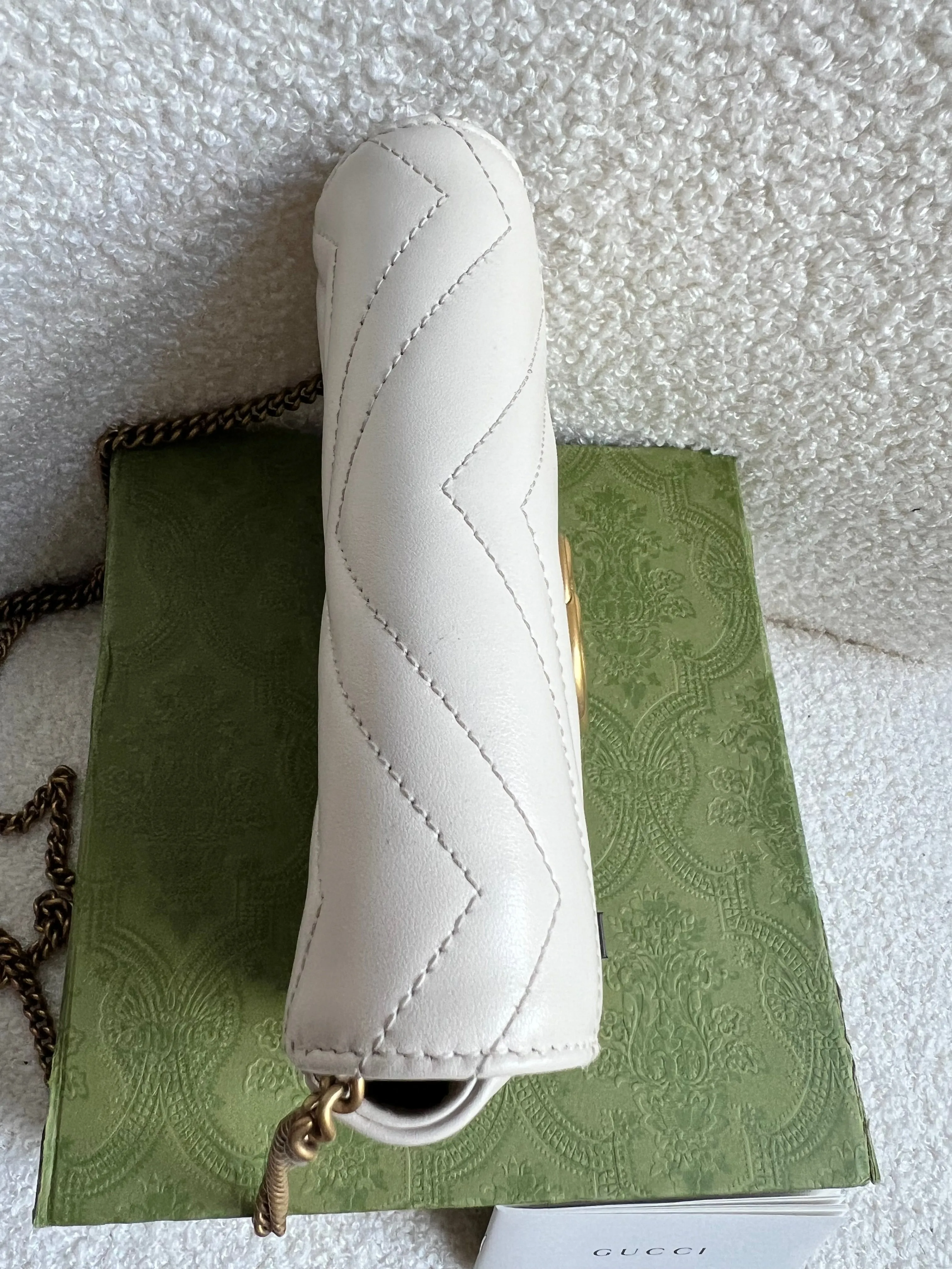 Gucci GG White Marmont Super Mini Shoulder Bag (RRP ??985)