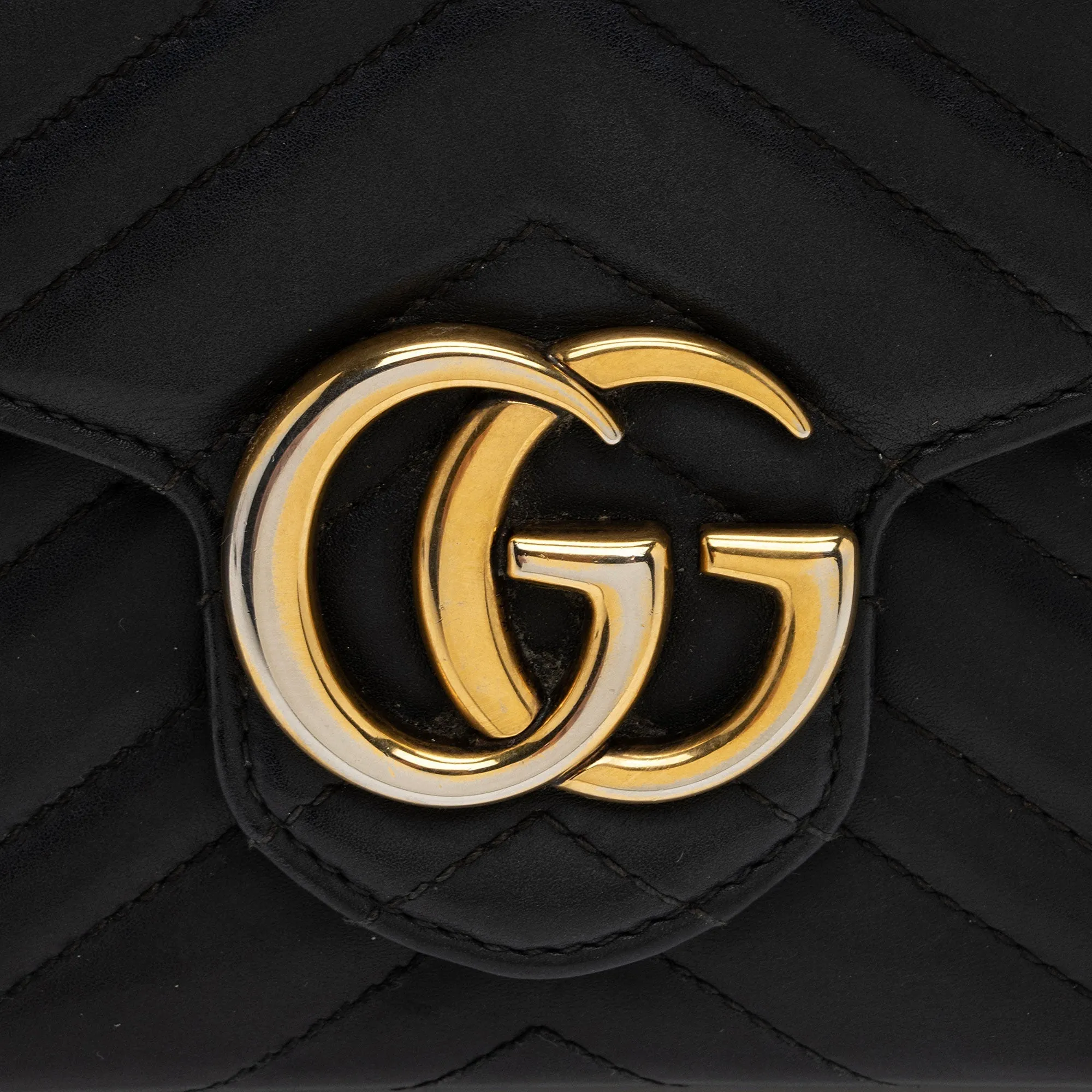 Gucci Matelasse Leather GG Marmont Mini Chain Shoulder Bag (SHF-KHf4XN)