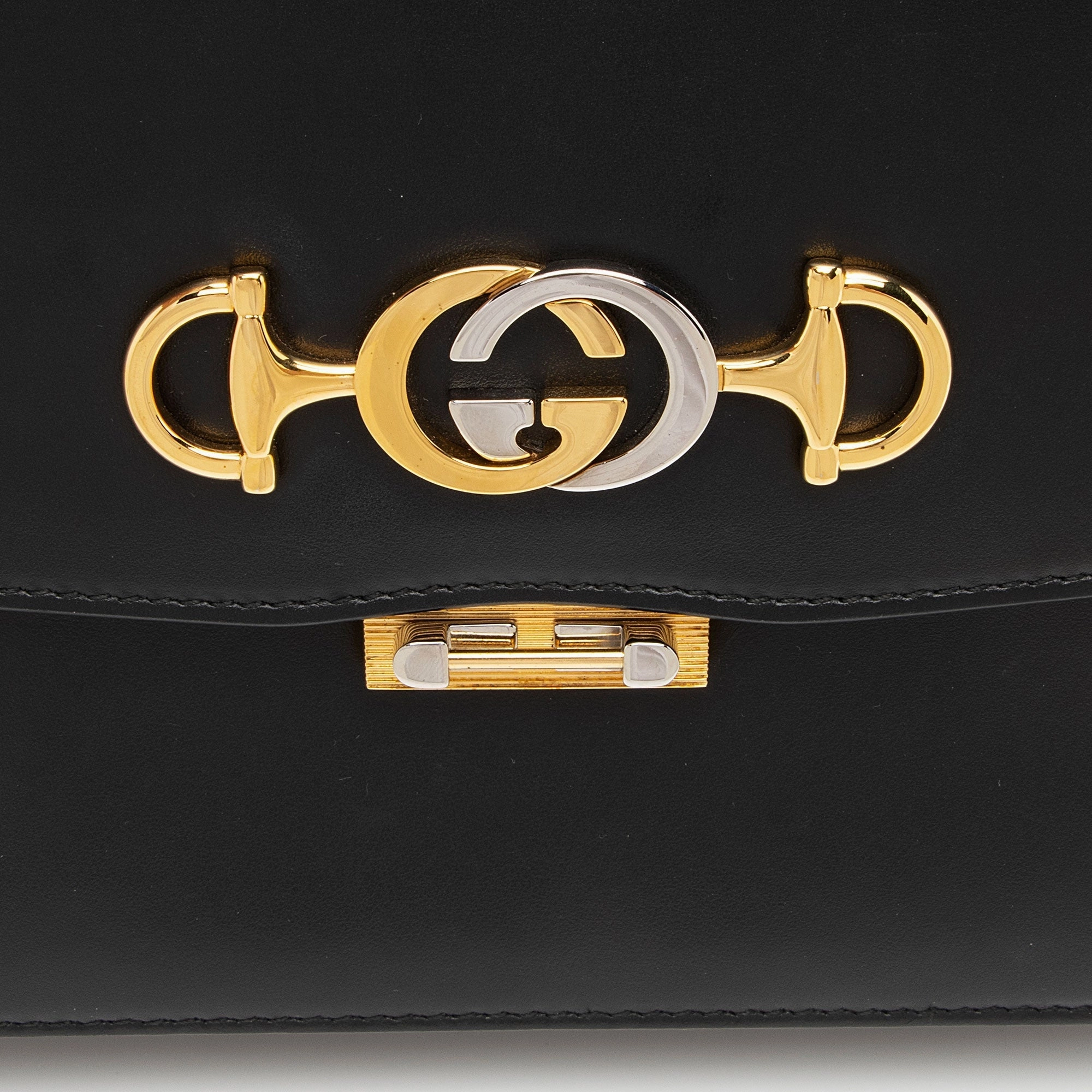 Gucci Calfskin Zumi Small Crossbody (SHF-kgDU9j)