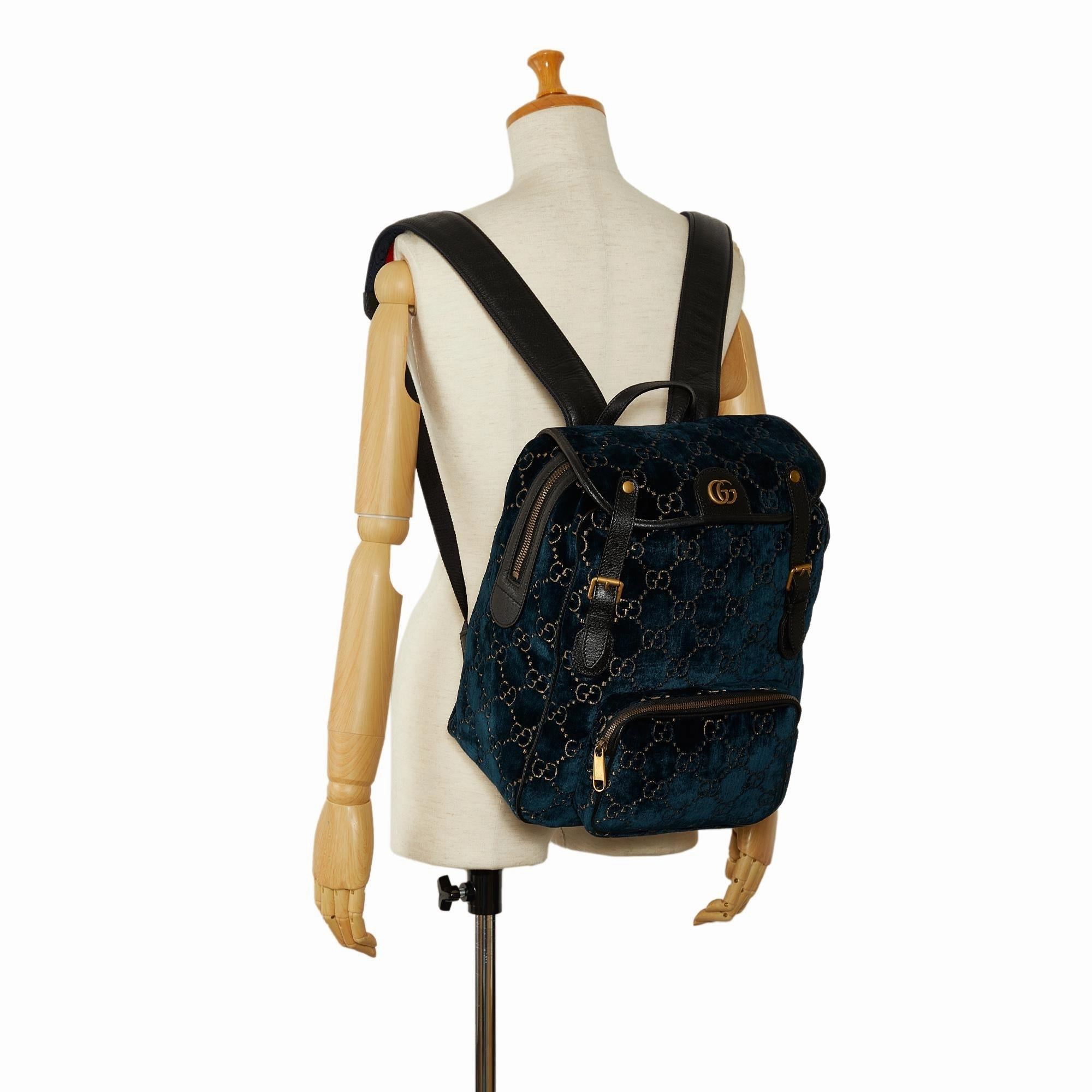 Gucci GG Velvet Double Buckle Backpack (SHG-ew8ThP)