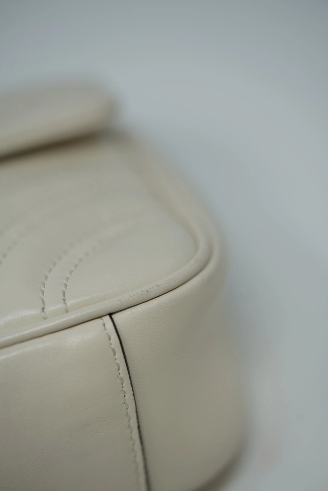 Gucci Marmont Shoulder Bag Small