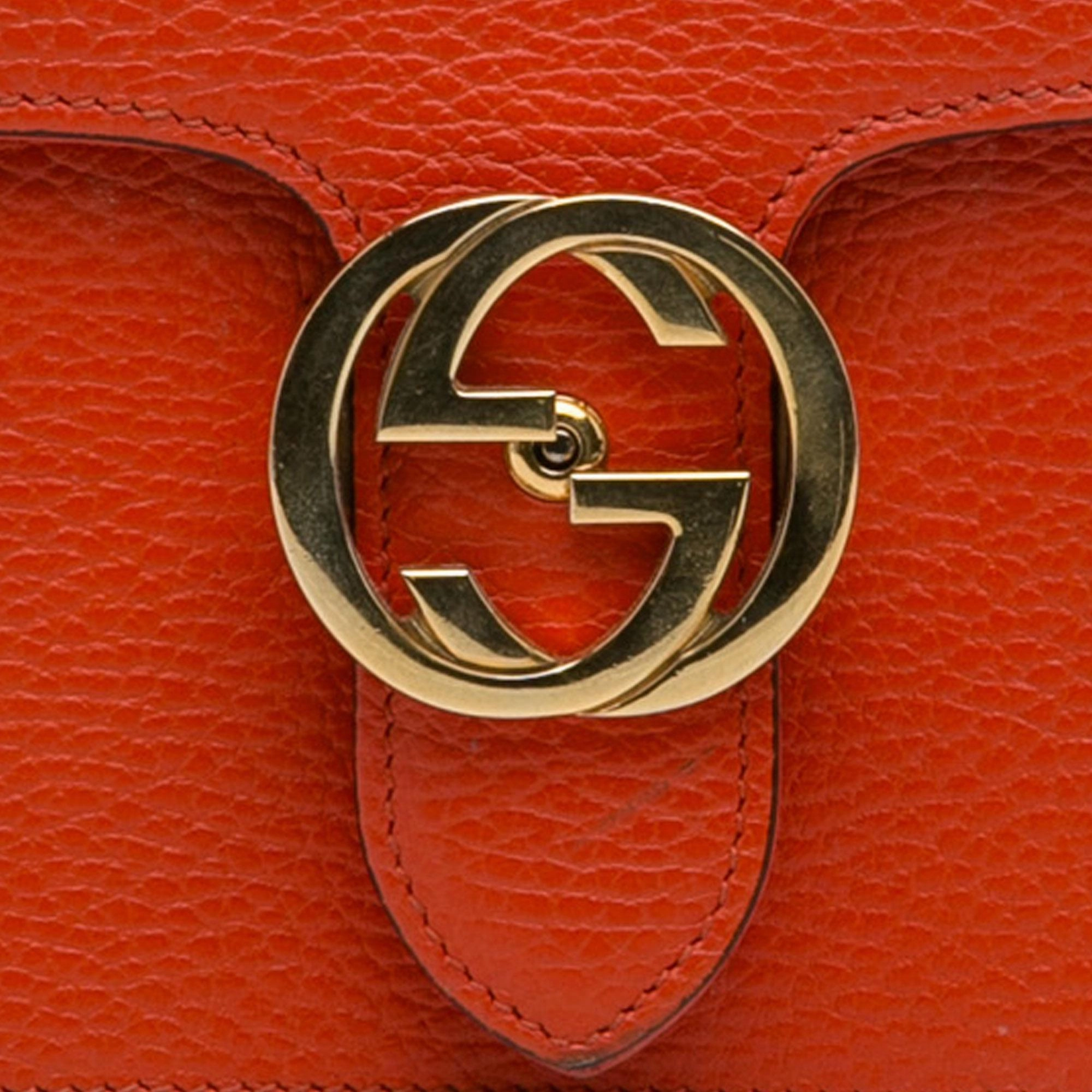Gucci Small Dollar Interlocking G Crossbody (SHG-ycvk6g)