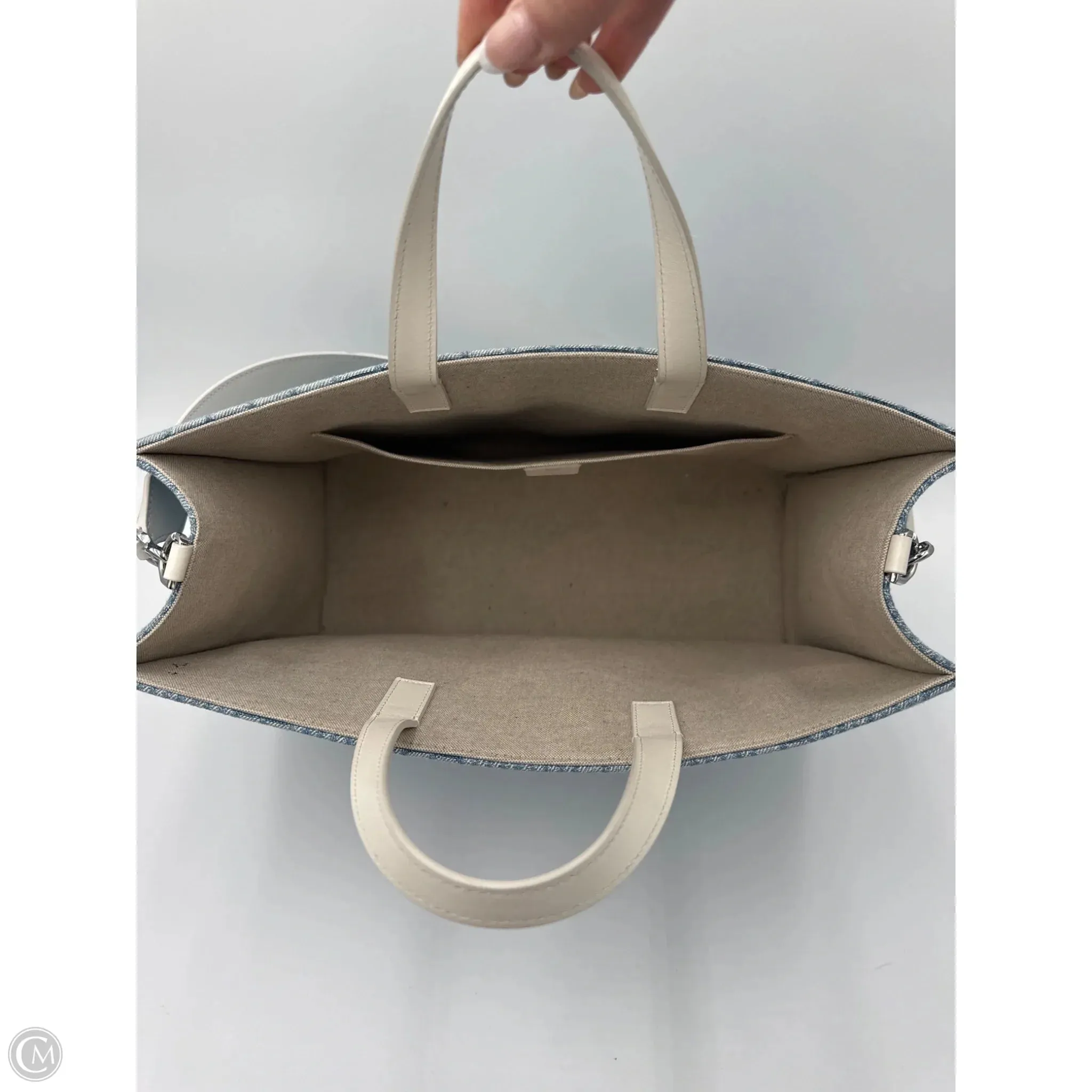Handbag Luxury Designer By Givenchy, Size: Medium