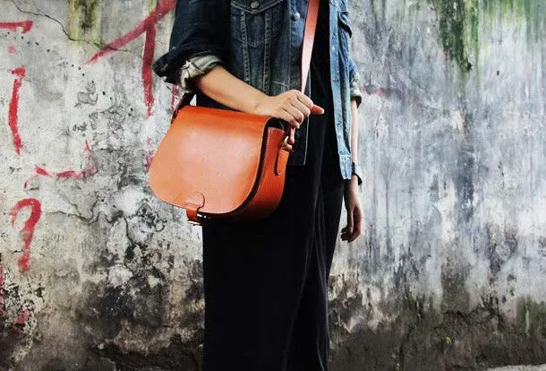 Handmade vintage womens leather messenger crossbody Shoulder Bag for women