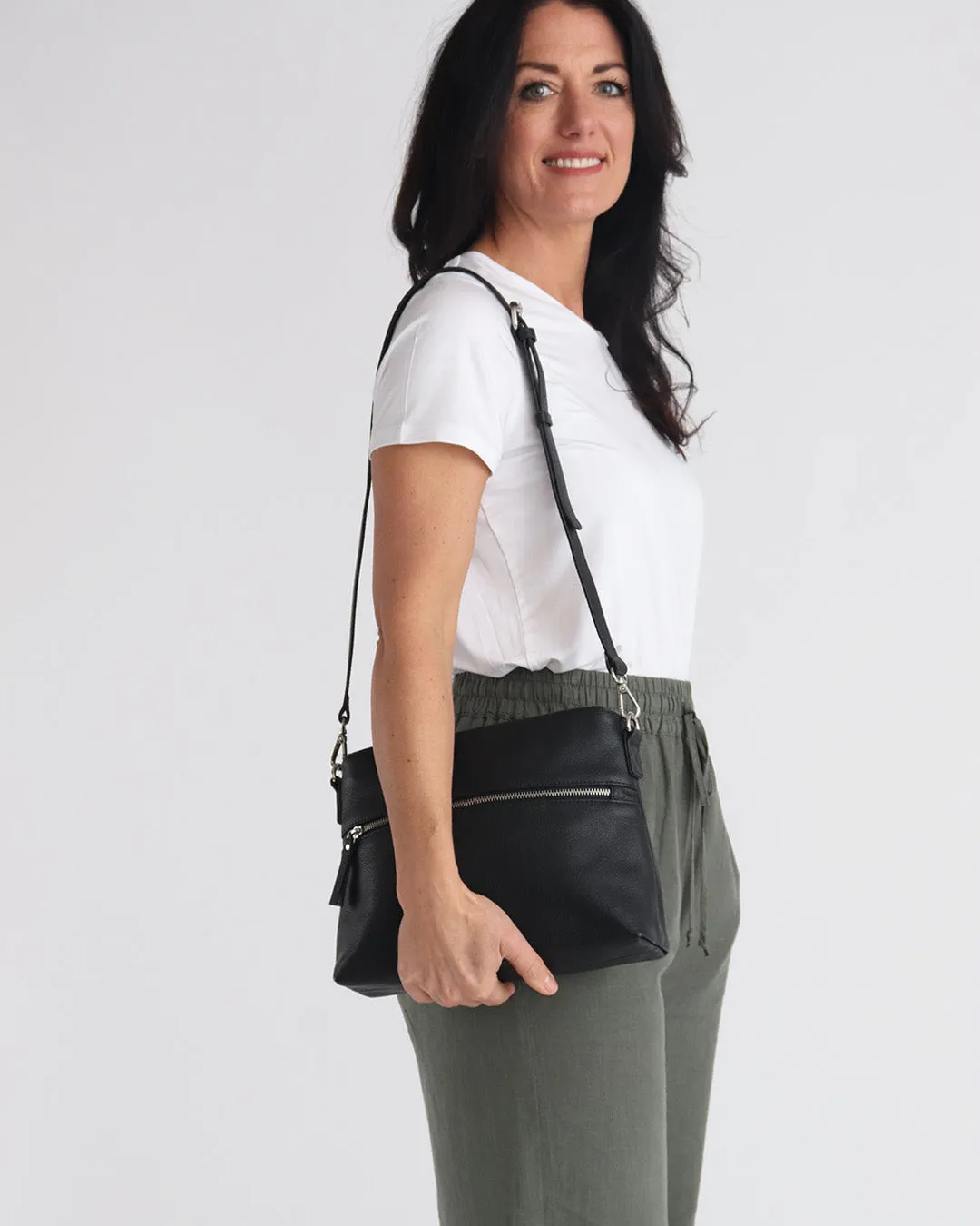 Lana Leather Shoulder Bag - Black