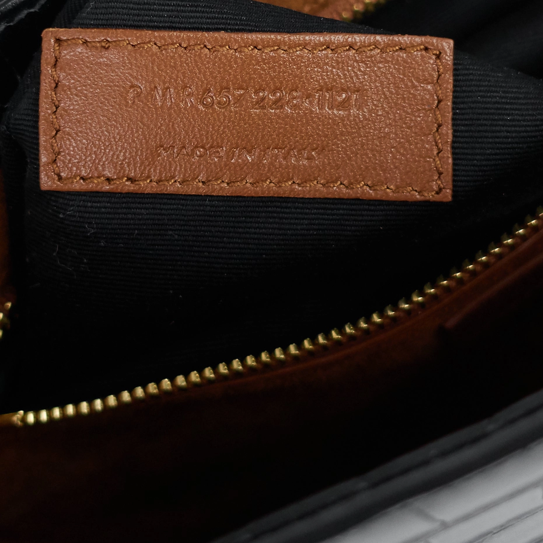 Le 5  7 Croc Embossed Calfskin Leather Hobo Bag