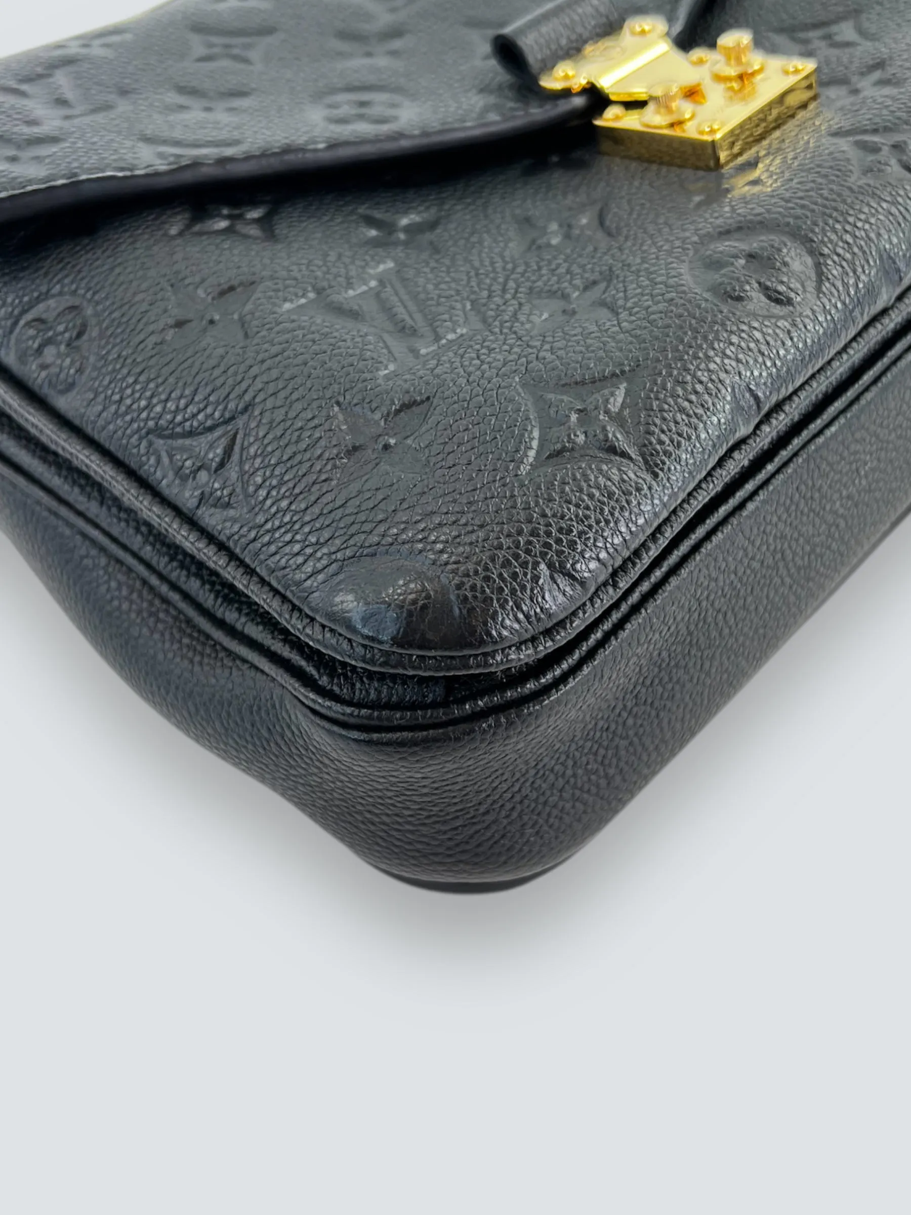 Louis Vuitton Black Empriente Leather Pochette Metis Crossbody