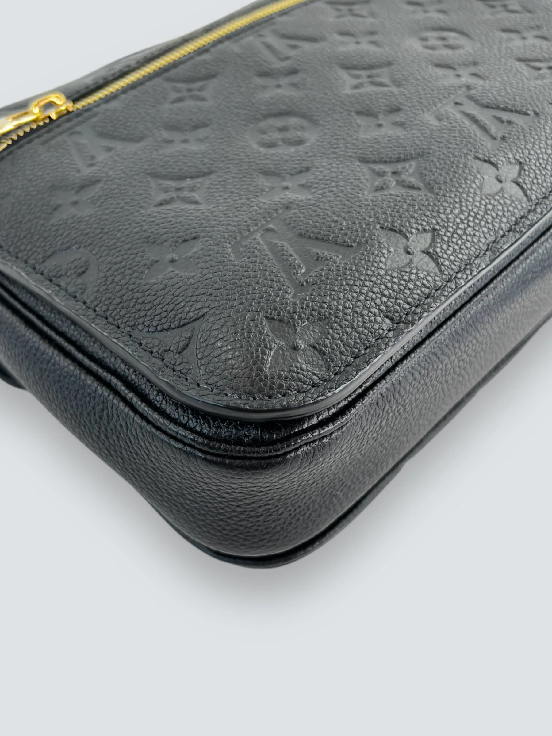 Louis Vuitton Black Empriente Leather Pochette Metis Crossbody
