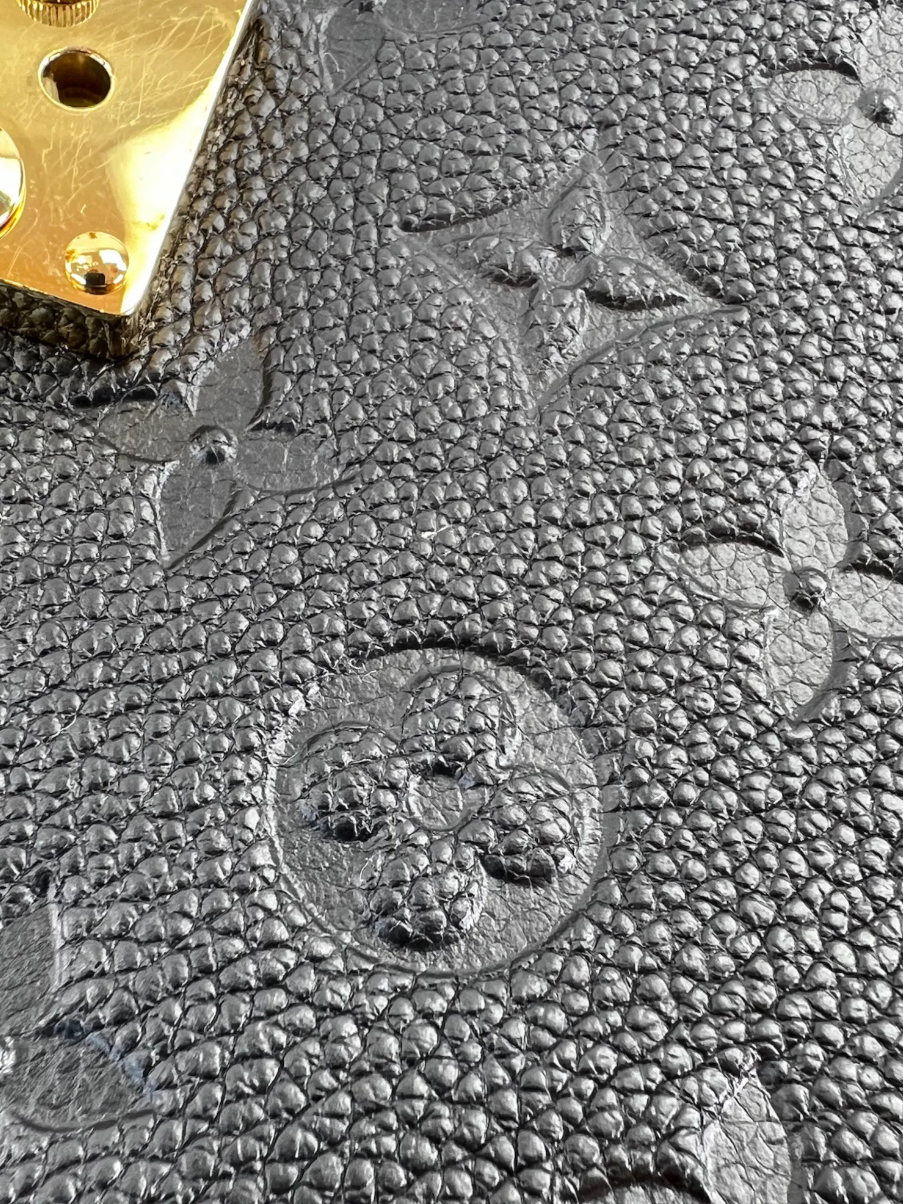 Louis Vuitton Black Empriente Leather Pochette Metis Crossbody
