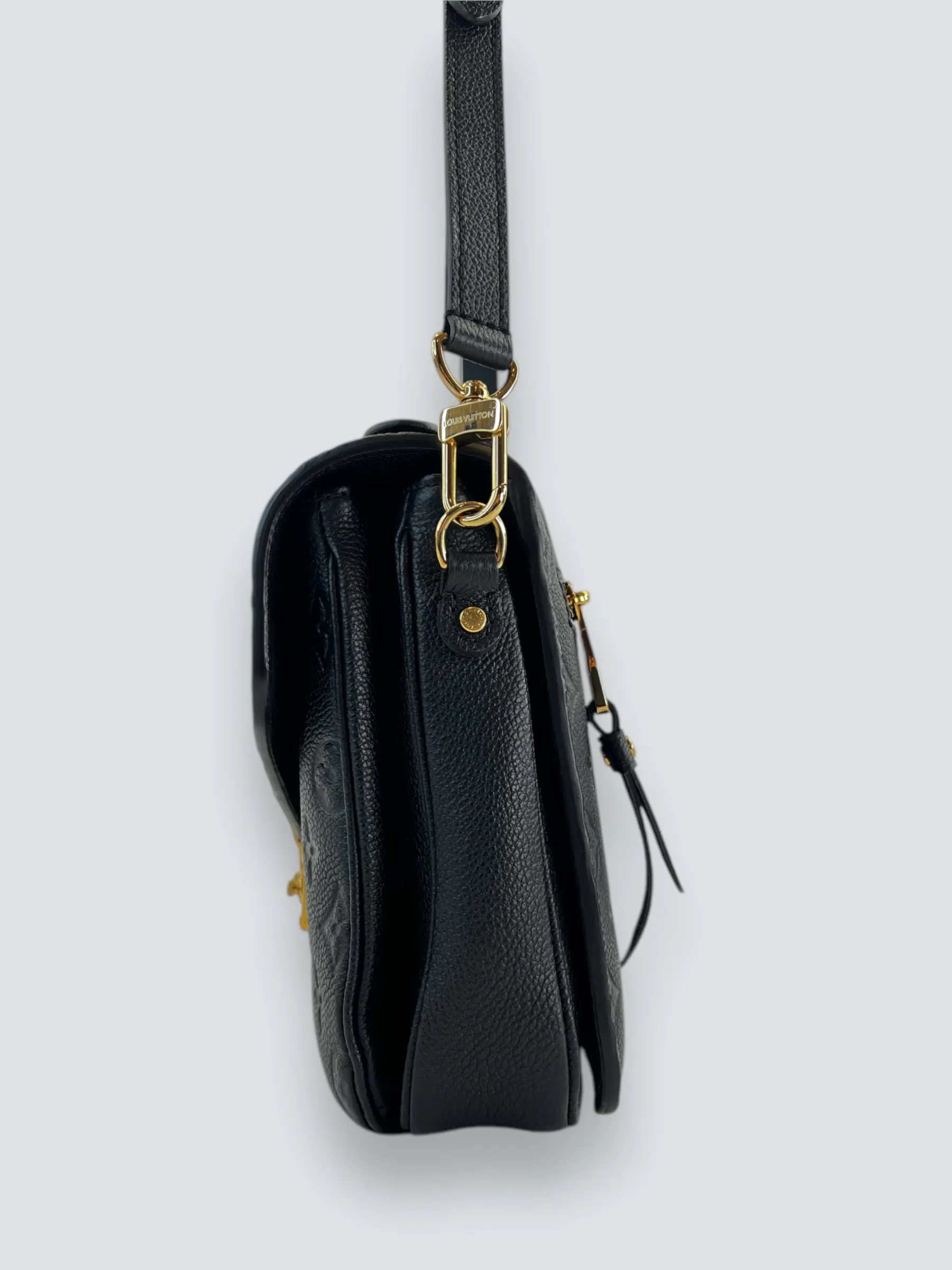 Louis Vuitton Black Empriente Leather Pochette Metis Crossbody