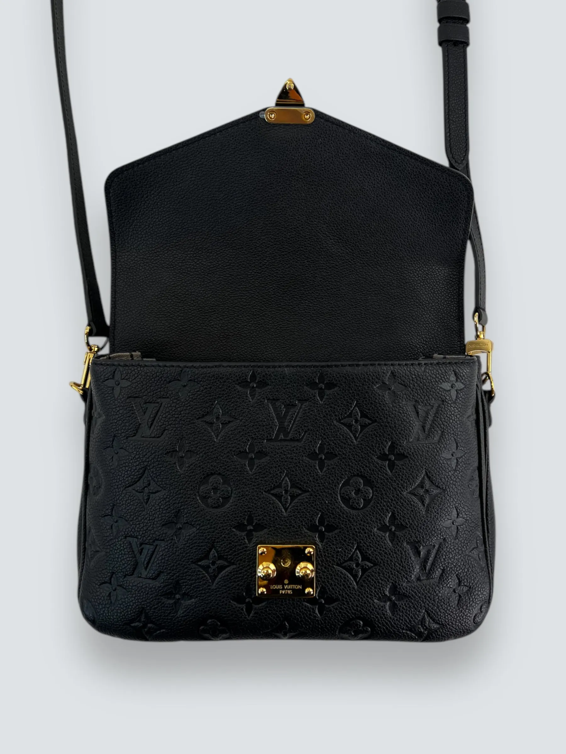Louis Vuitton Black Empriente Leather Pochette Metis Crossbody