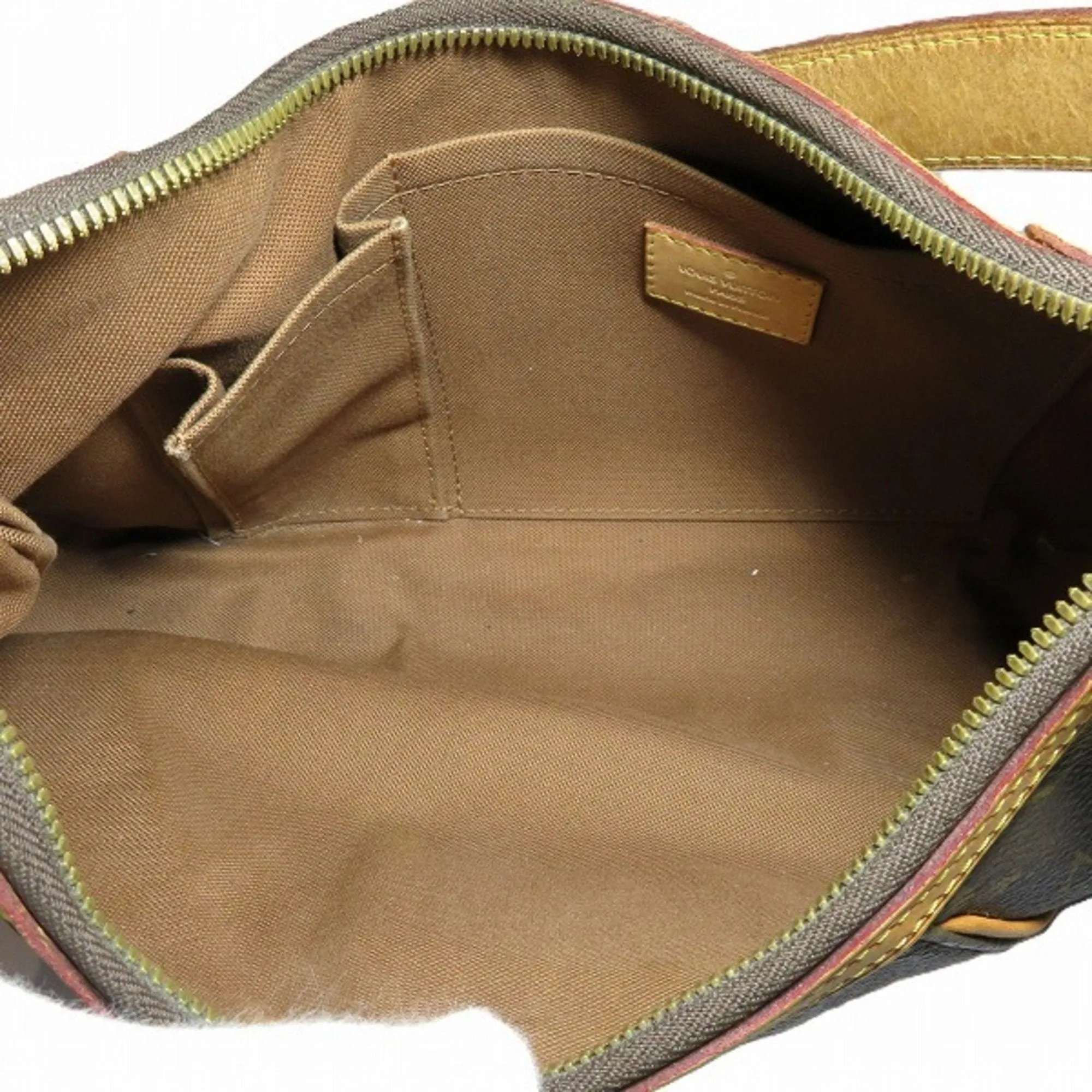 Louis Vuitton  Shoulder Bag