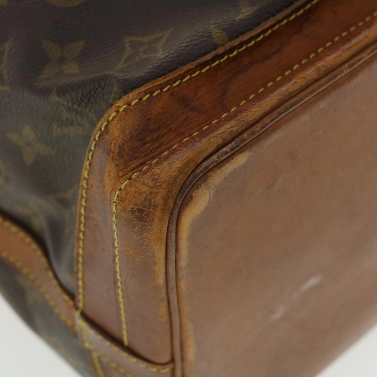 LOUIS VUITTON Monogram Noe Shoulder Bag M42224 LV 39449