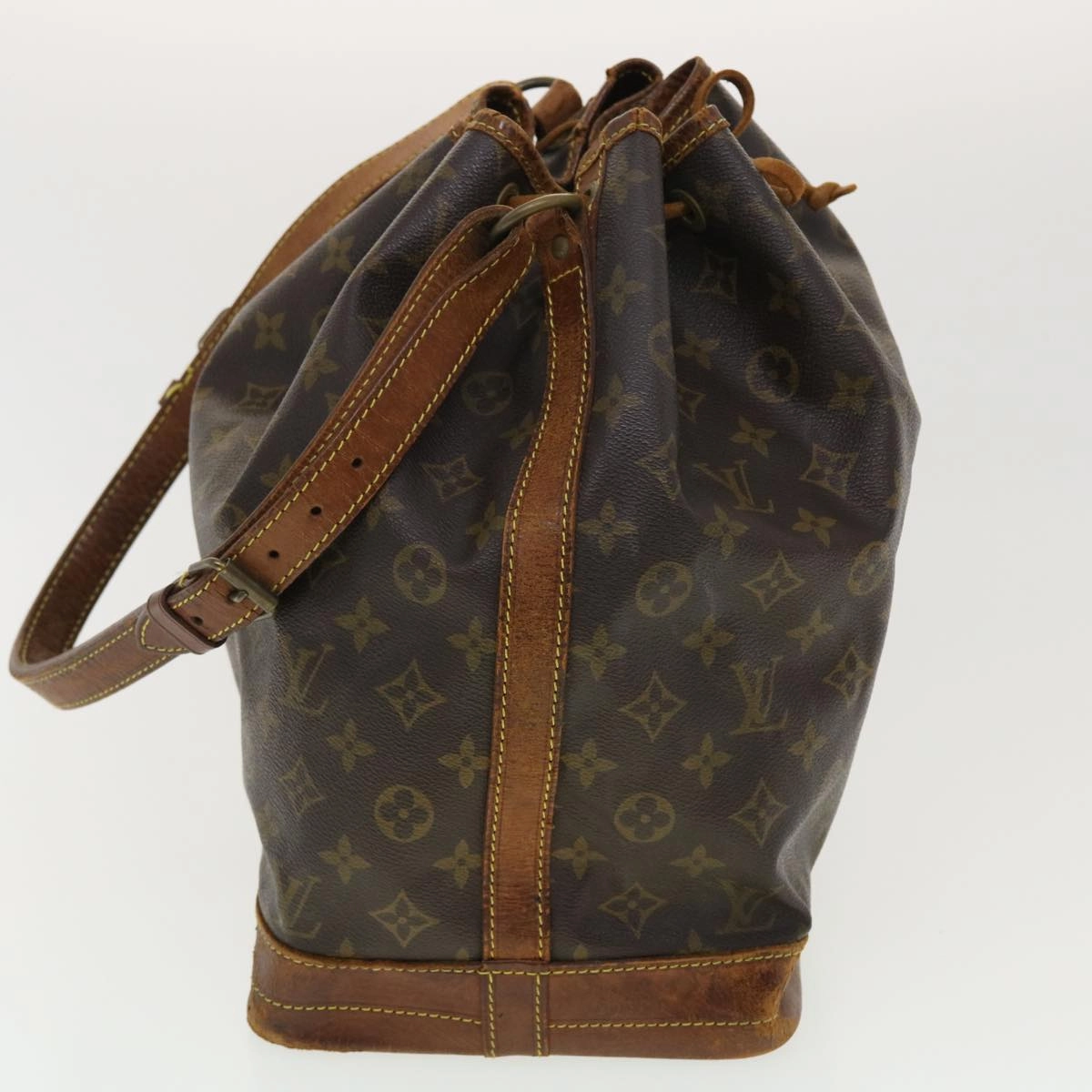 LOUIS VUITTON Monogram Noe Shoulder Bag M42224 LV 39449