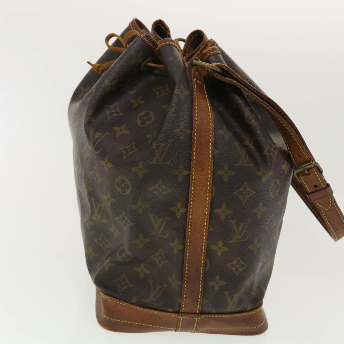 LOUIS VUITTON Monogram Noe Shoulder Bag M42224 LV 39449