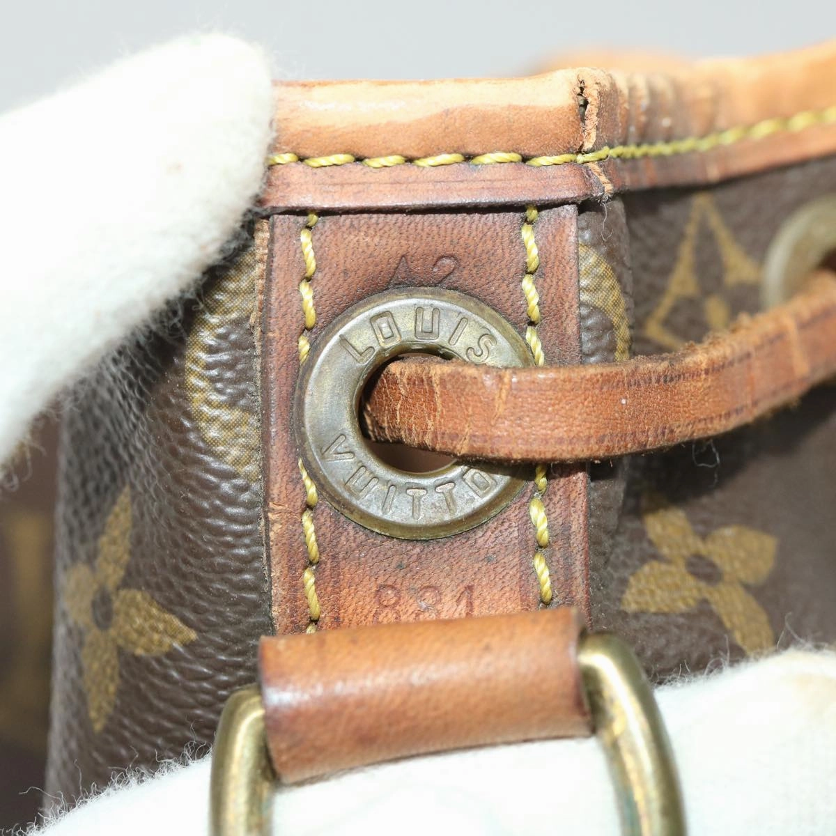 LOUIS VUITTON Monogram Noe Shoulder Bag M42224 LV rd4653