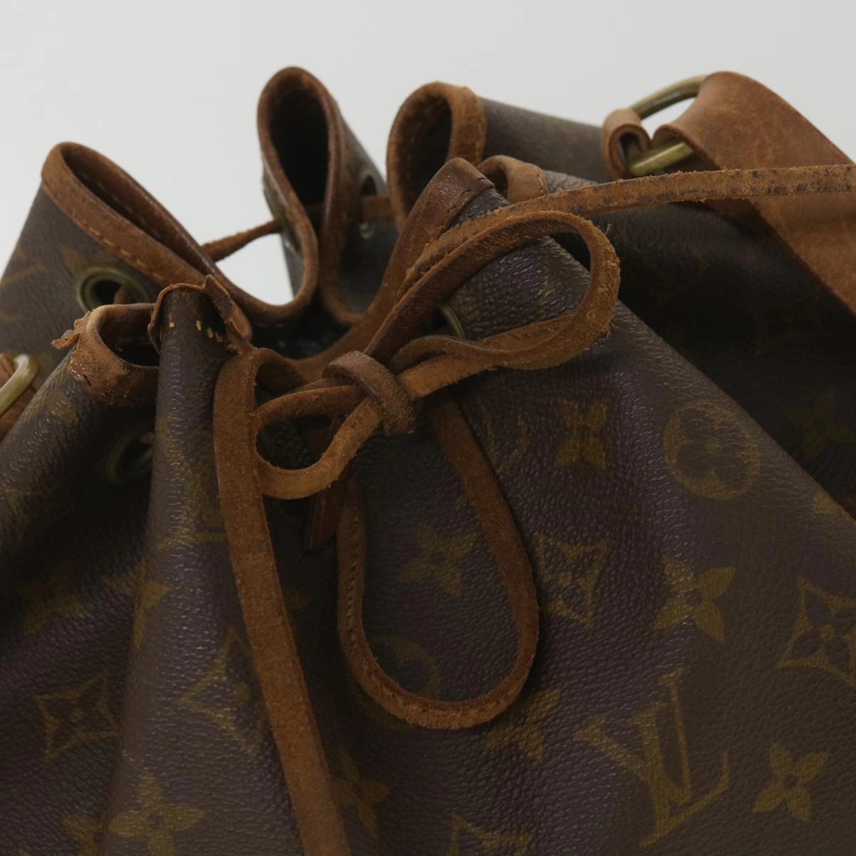 LOUIS VUITTON Monogram Noe Shoulder Bag Vintage M42224 LV rd4483