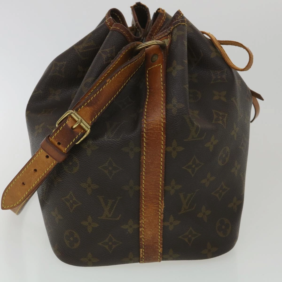 LOUIS VUITTON Monogram Petit Noe Shoulder Bag M42226 LV 38539