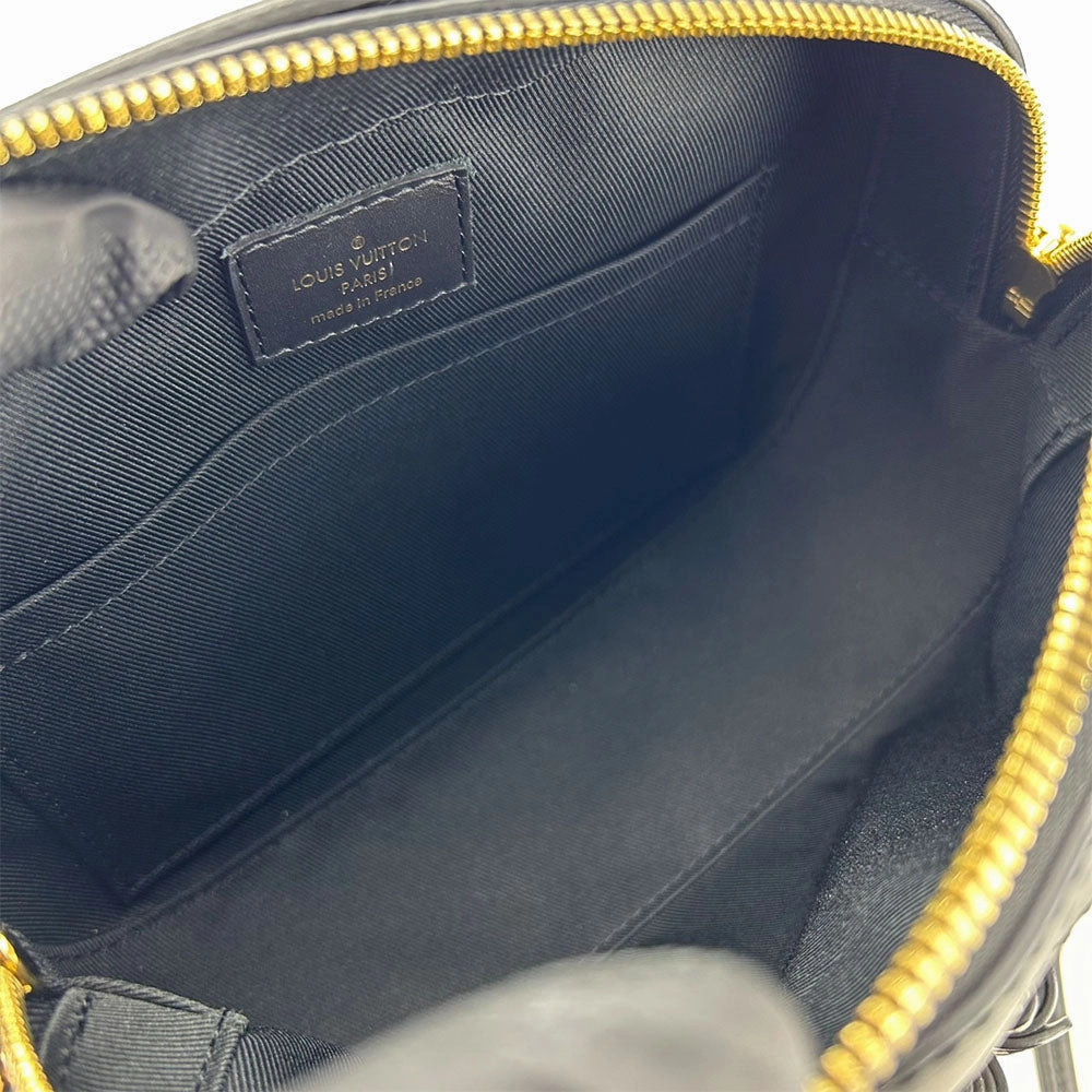 Louis Vuitton Monogram Shoulder Bag Saintonge M43555