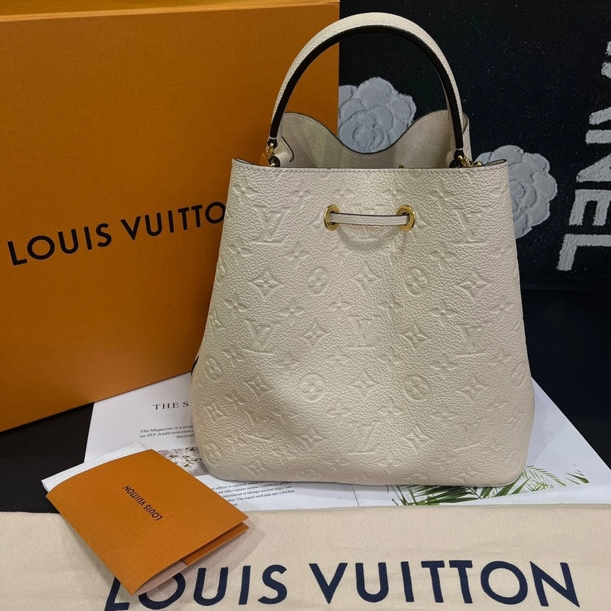 Louis Vuitton Neonoe Cream White Bucket Crossbody Bag