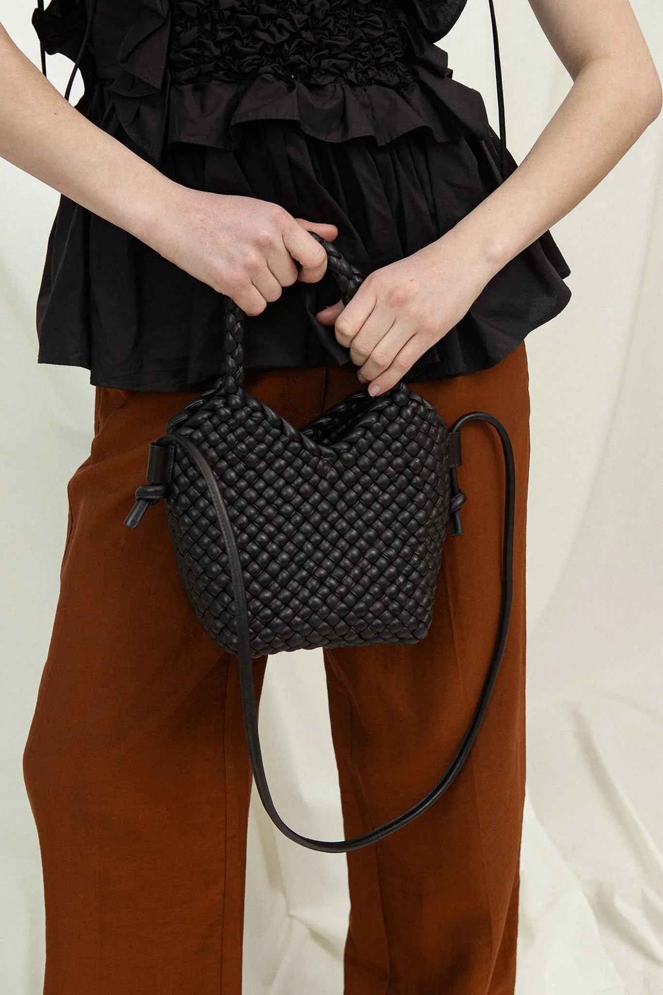Maya Black Crossbody bag