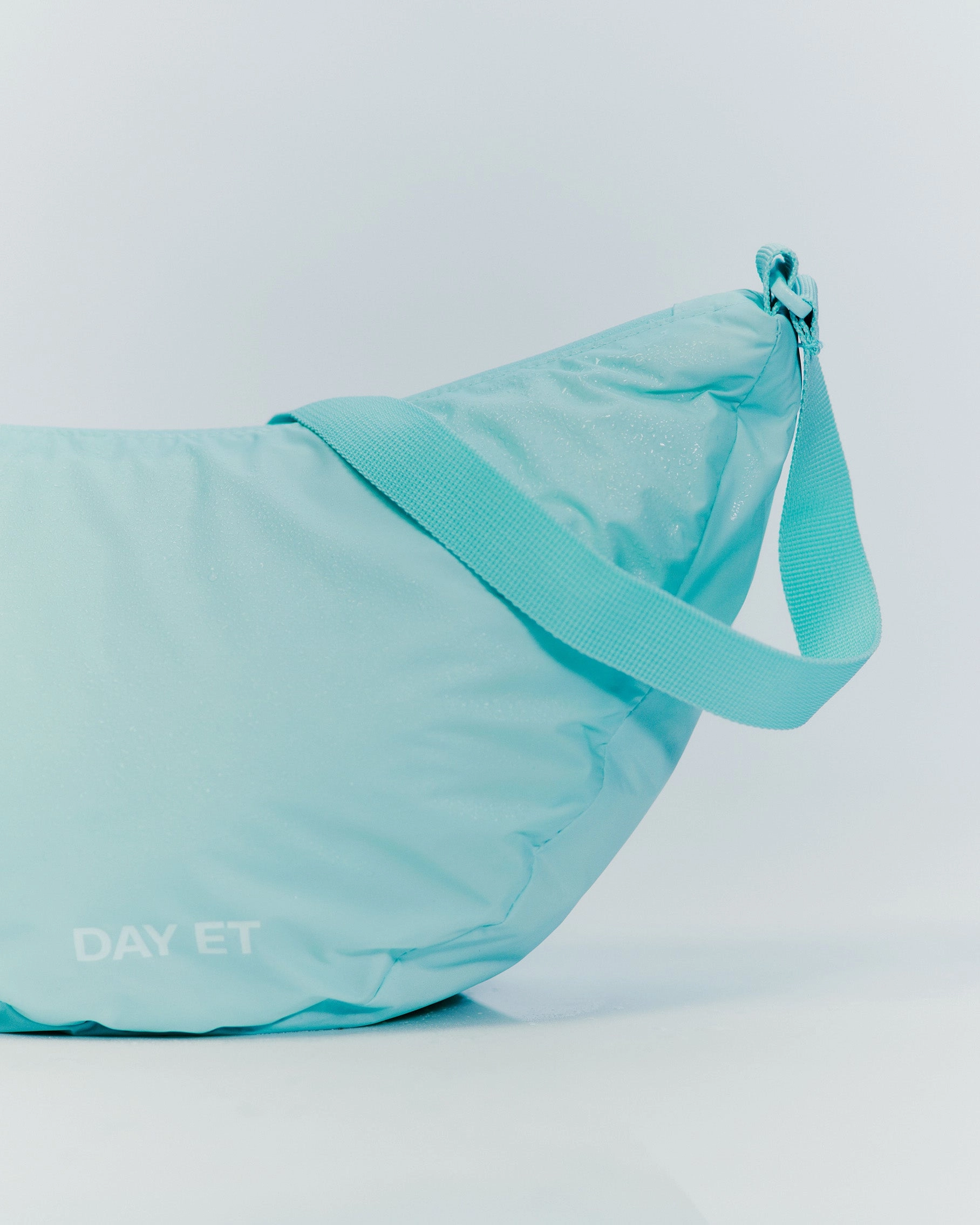 Medium No Rain Wave Crossbody Bag