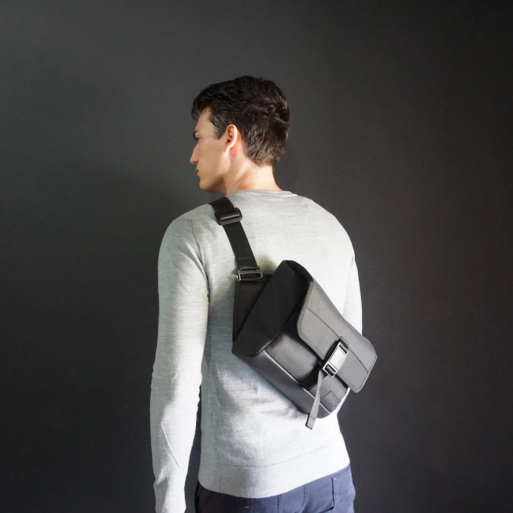 Modern Dayfarer Sling (8L)