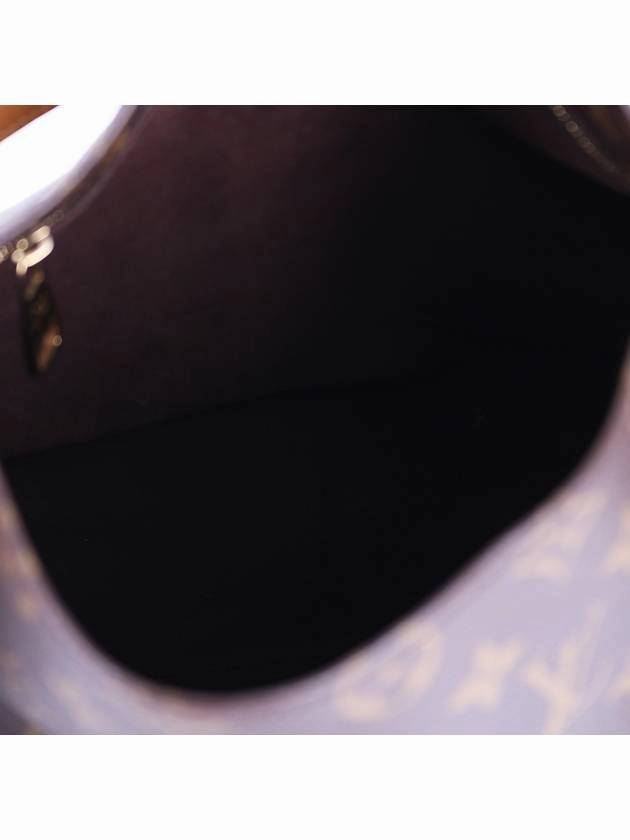 Monogram Metis Top Handle Shoulder Bag M40781