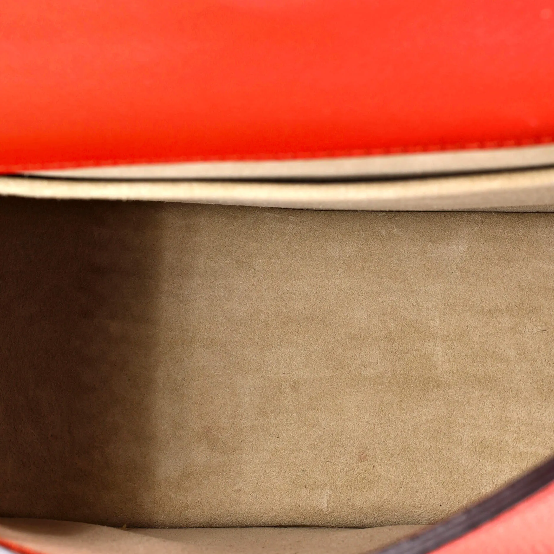 Nile Crossbody Bag Leather Medium