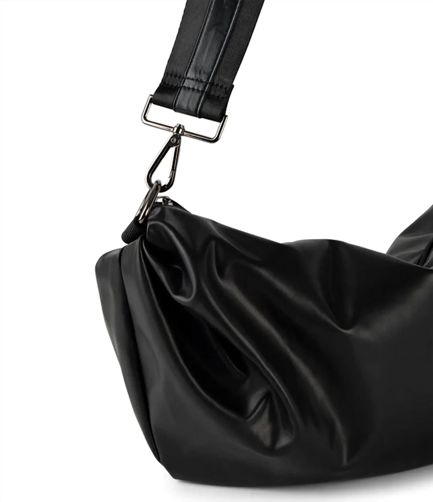 Ollie Sling Bag In Black